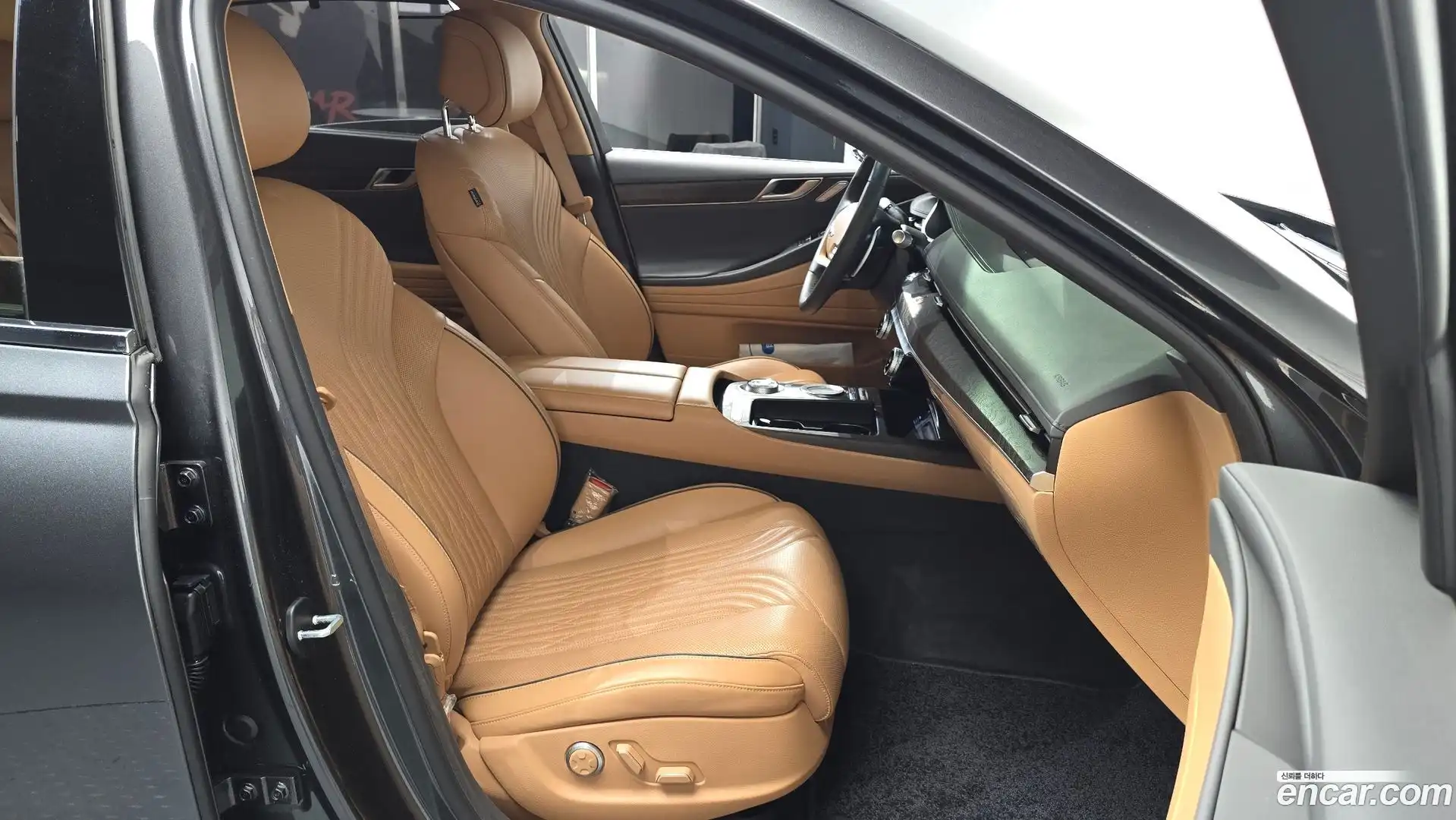 G80 Genesis 2020.6-INNER-036