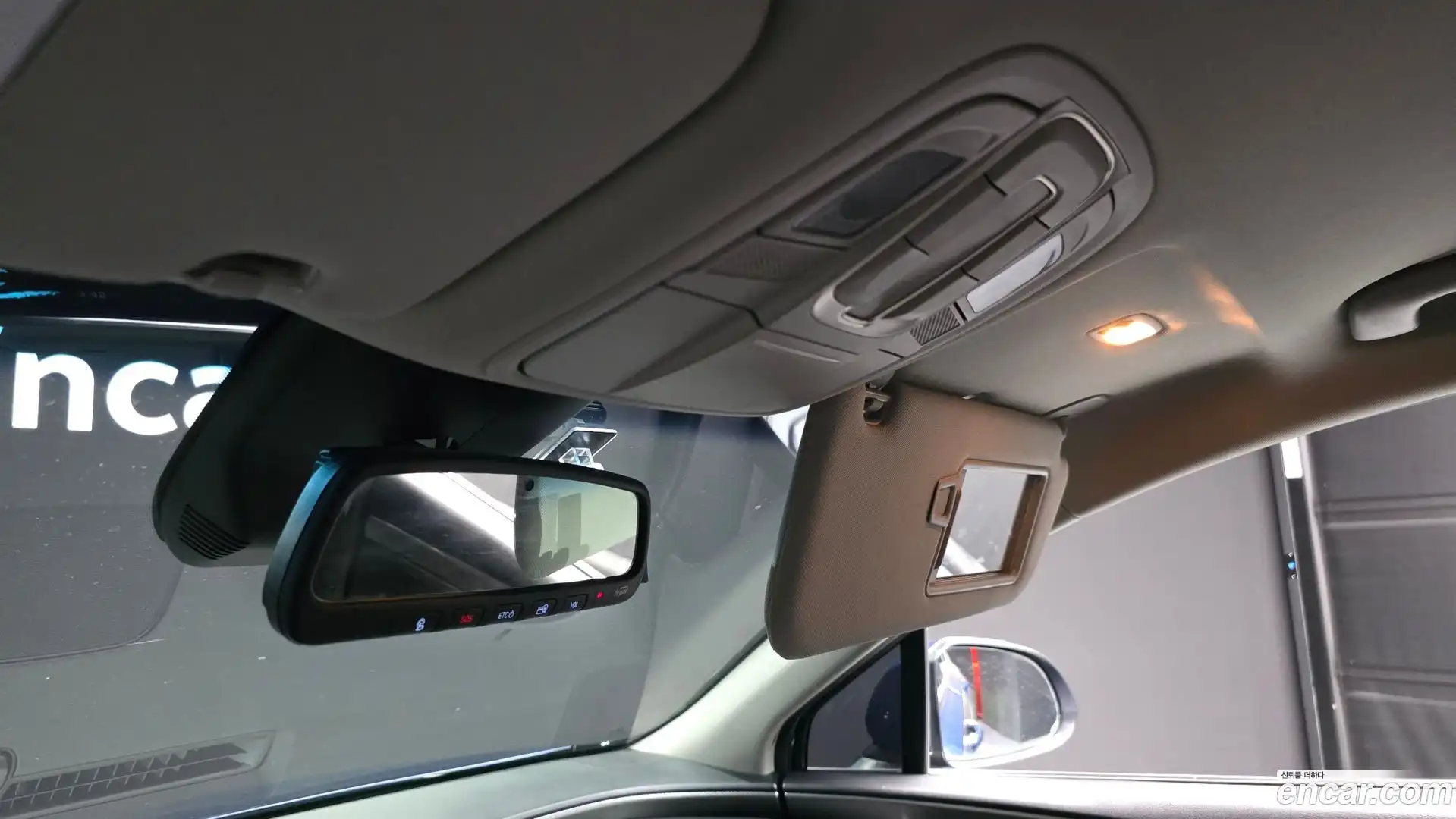 Santafe Hyundai 2018.6-OPTION-023