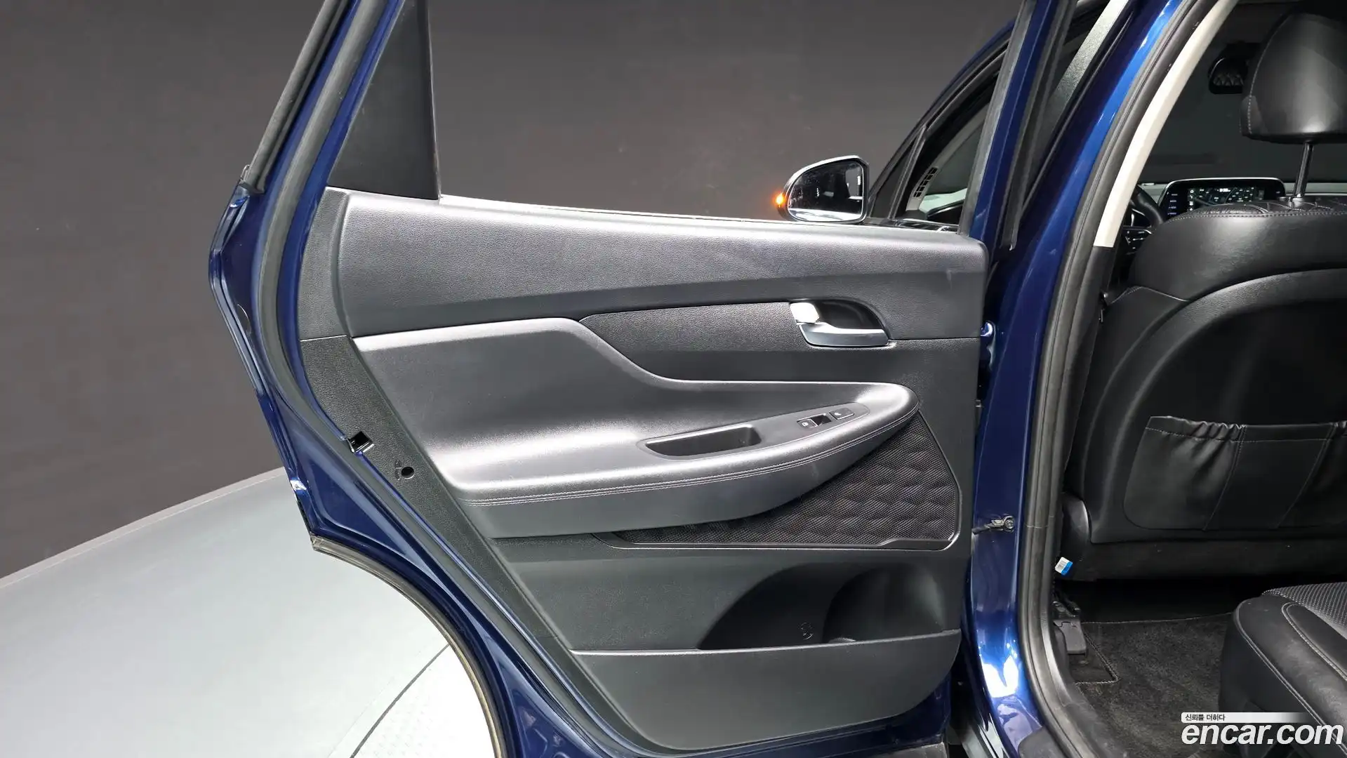 Santafe Hyundai 2018.6-INNER-035