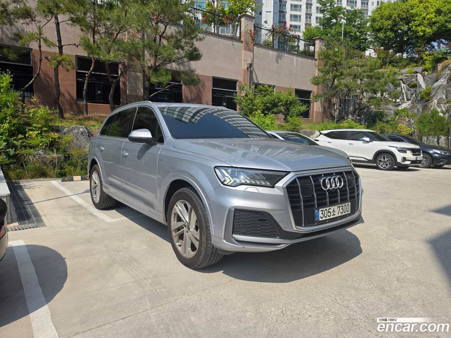 Q7 Audi 2021.11-OUTER-006