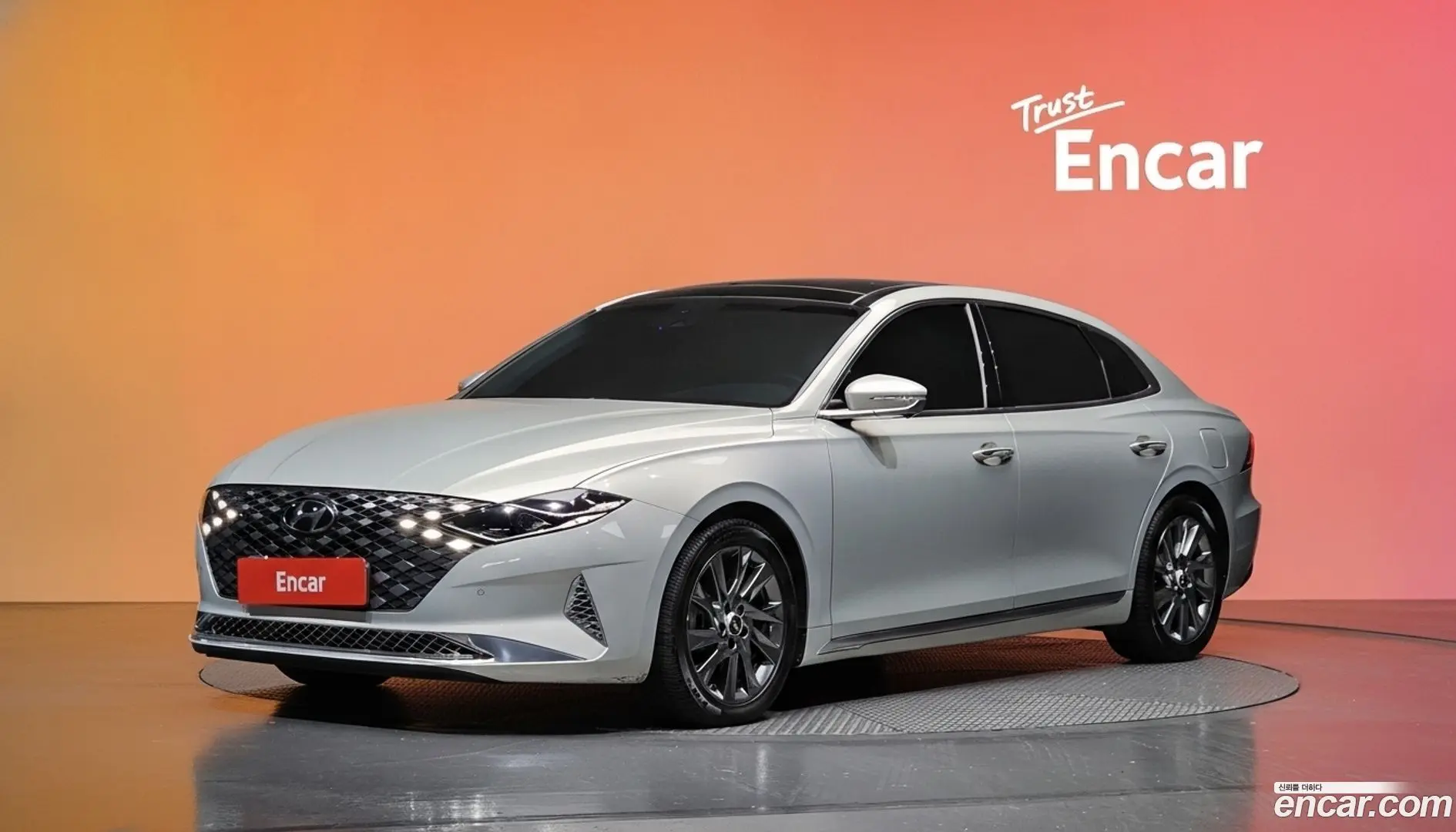 Main__Slider__Photo:Grandeur Hyundai 2020.3-0