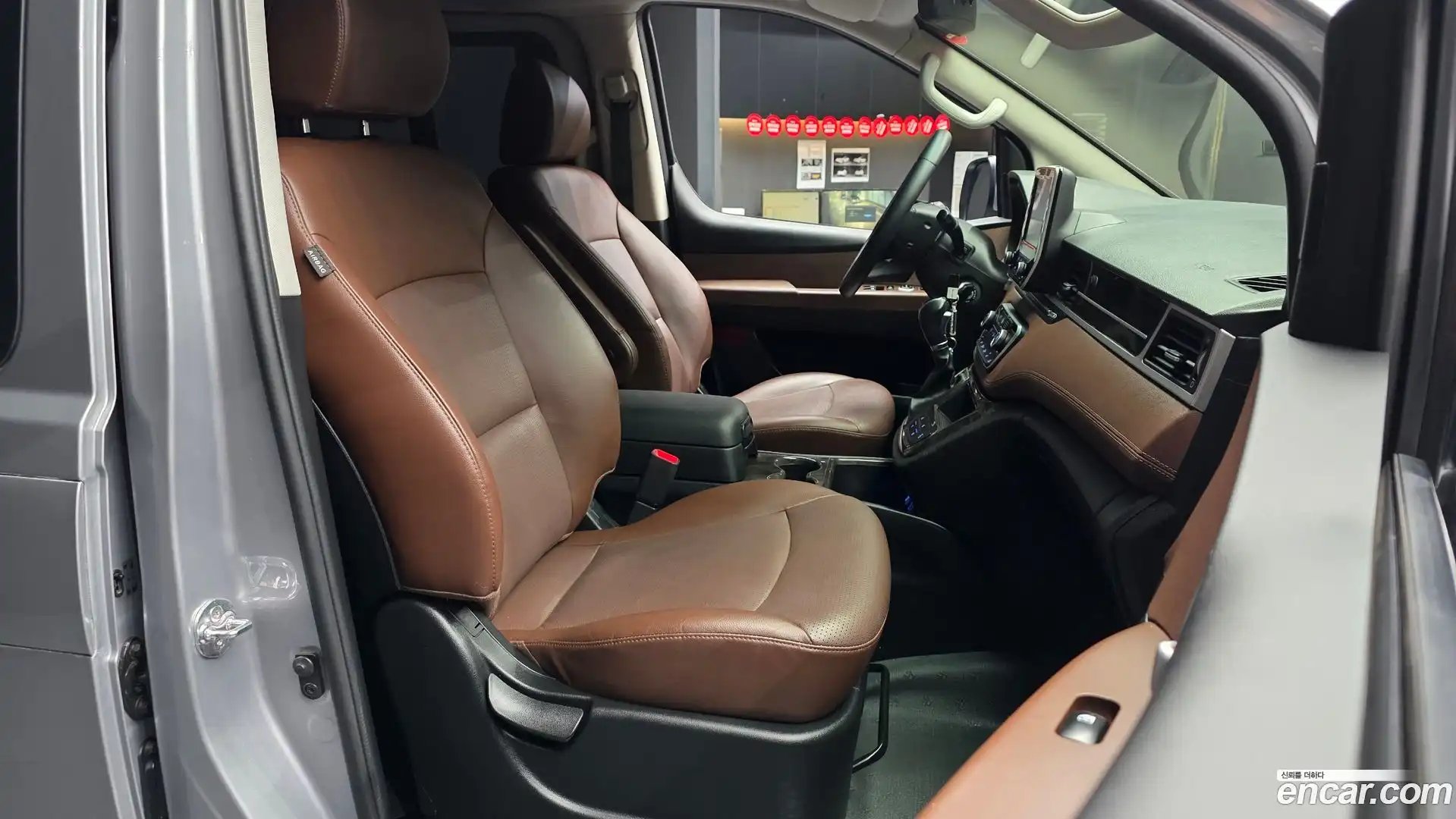 Starex Hyundai 2020.7-OPTION-015