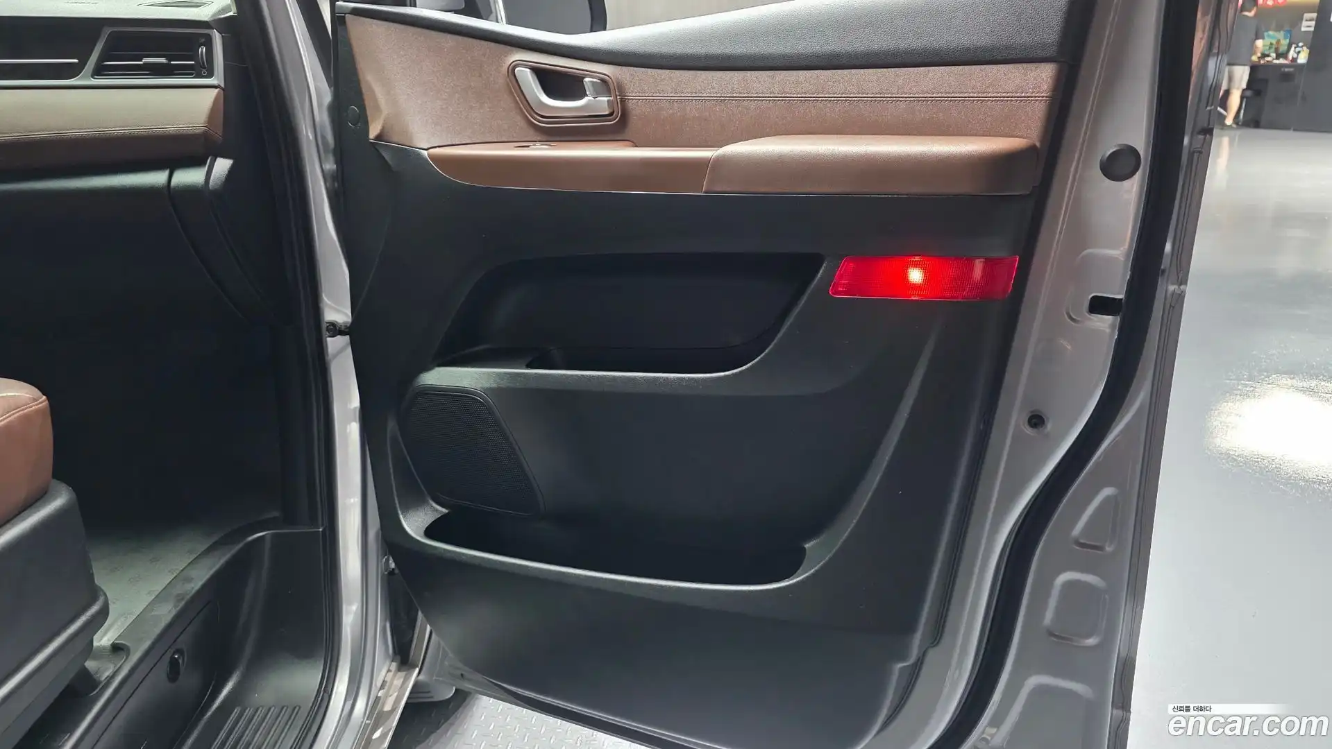 Starex Hyundai 2020.7-INNER-035