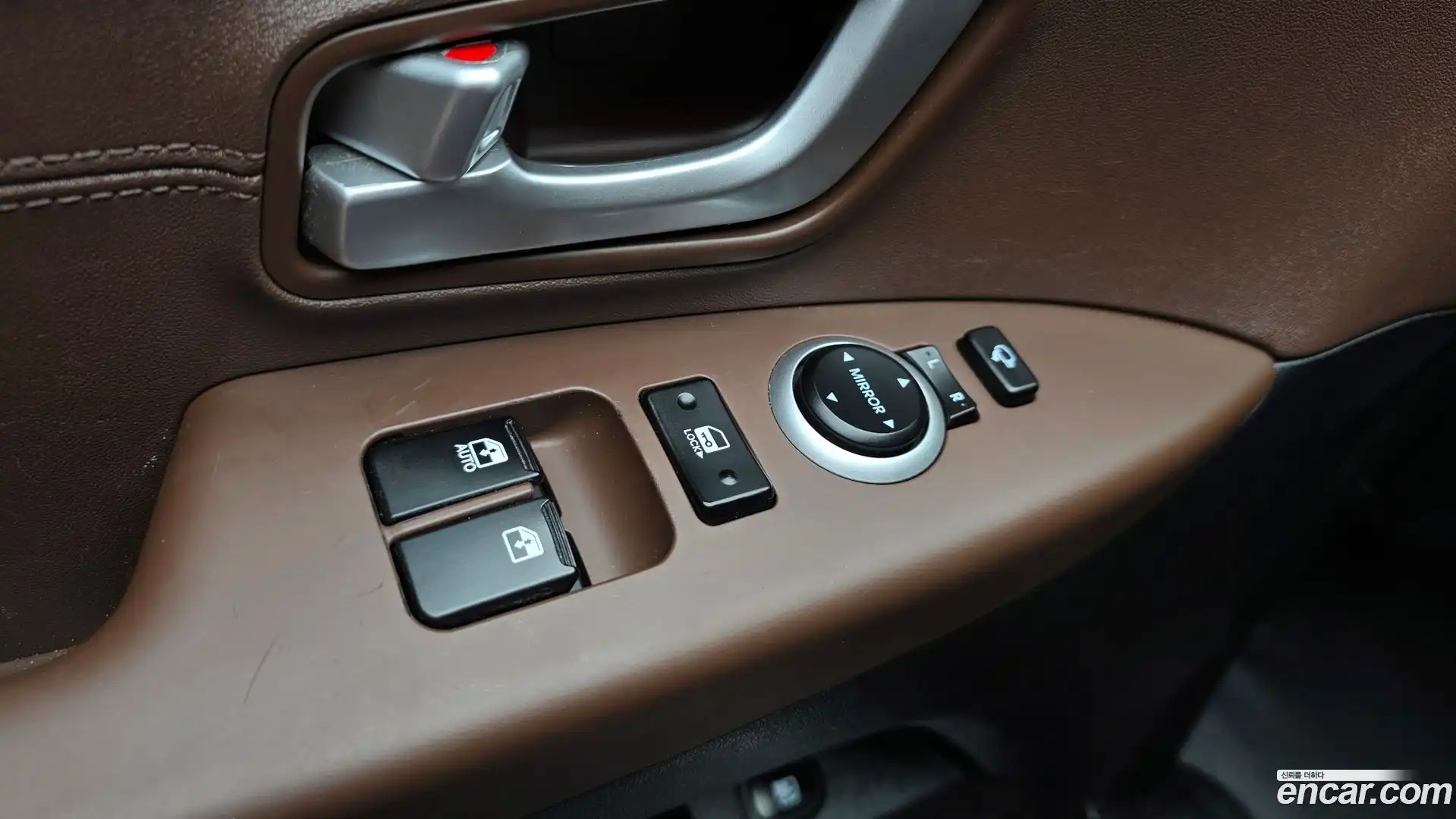 Starex Hyundai 2020.7-OPTION-042