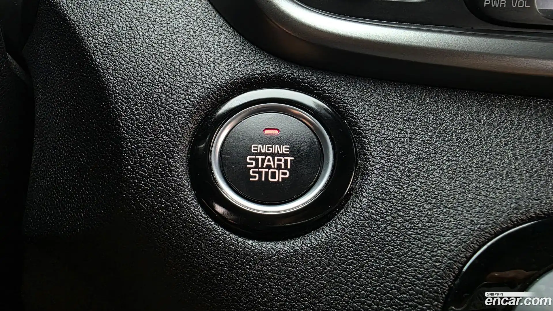 Sorento Kia 2015.8-OPTION-023