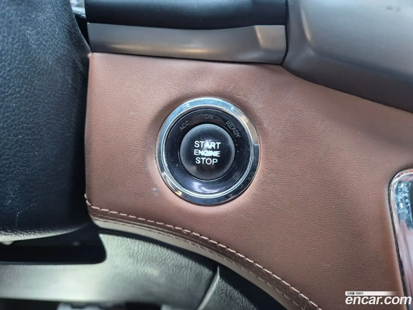 Rexton KG Mobility 2018.4-INNER-010
