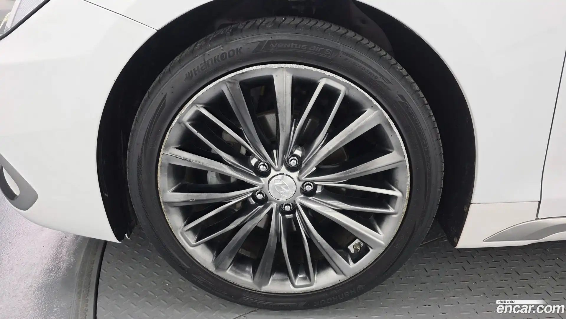 Grandeur Hyundai 2017.3-OUTER-005