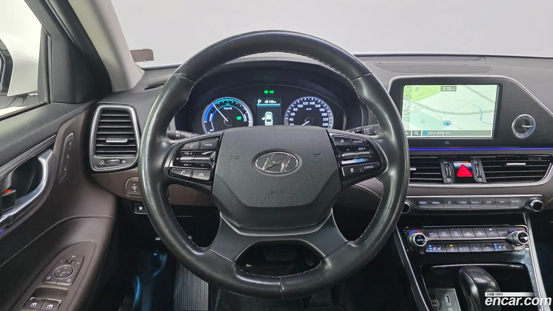 Grandeur Hyundai 2017.3-OPTION-018