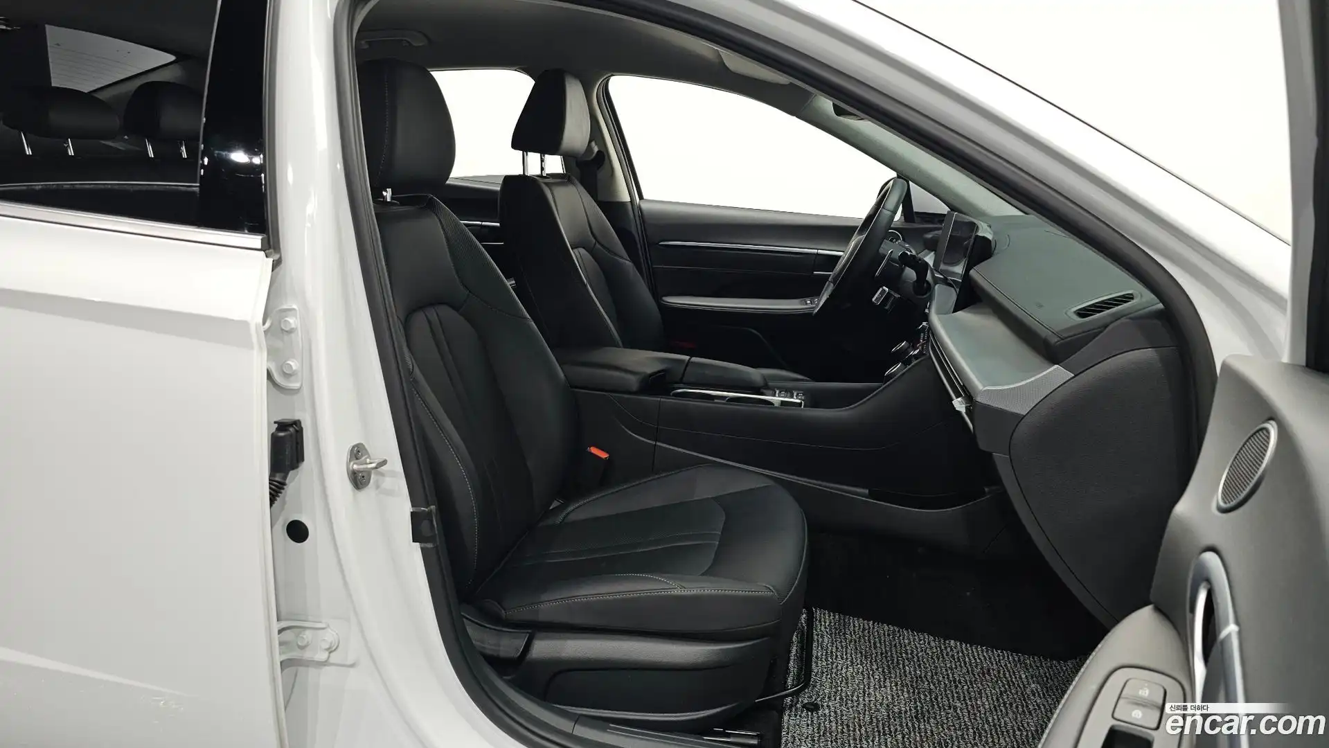 Sonata Hyundai 2023.7-OPTION-015