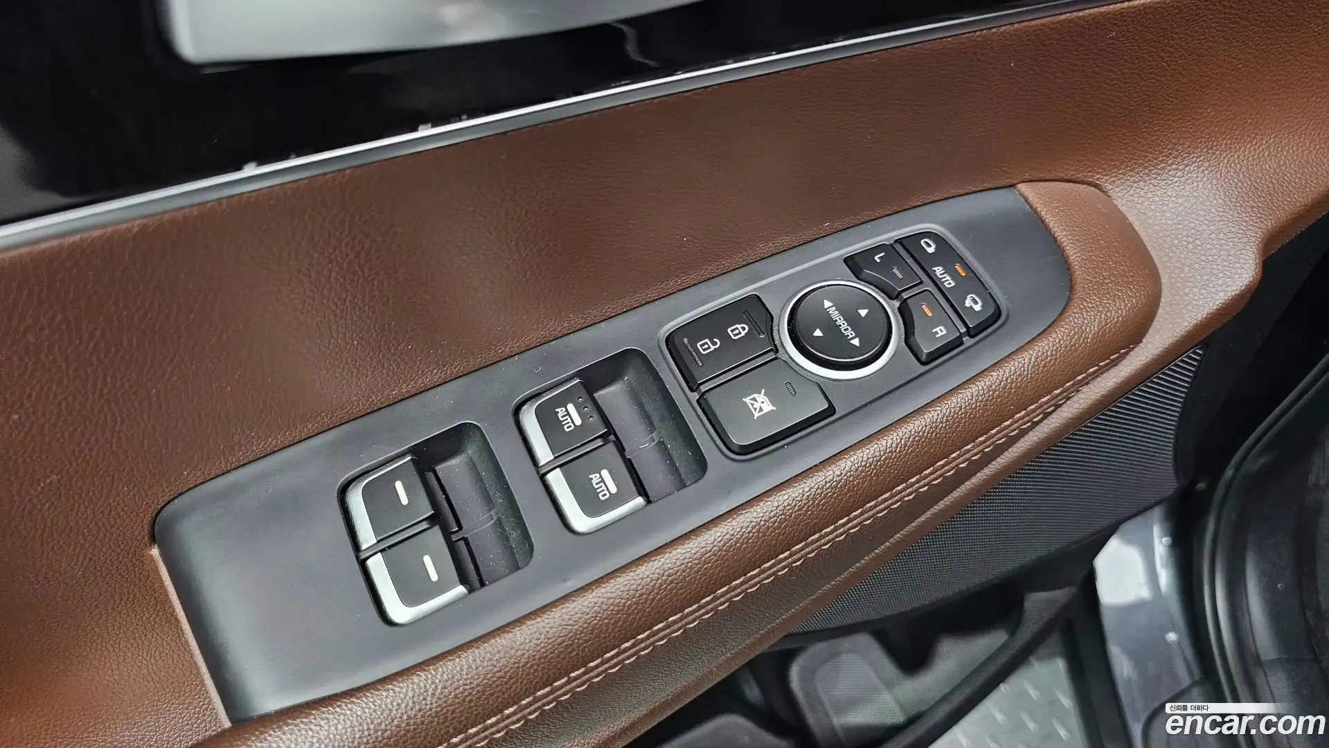 Sorento Kia 2016.3-OPTION-041