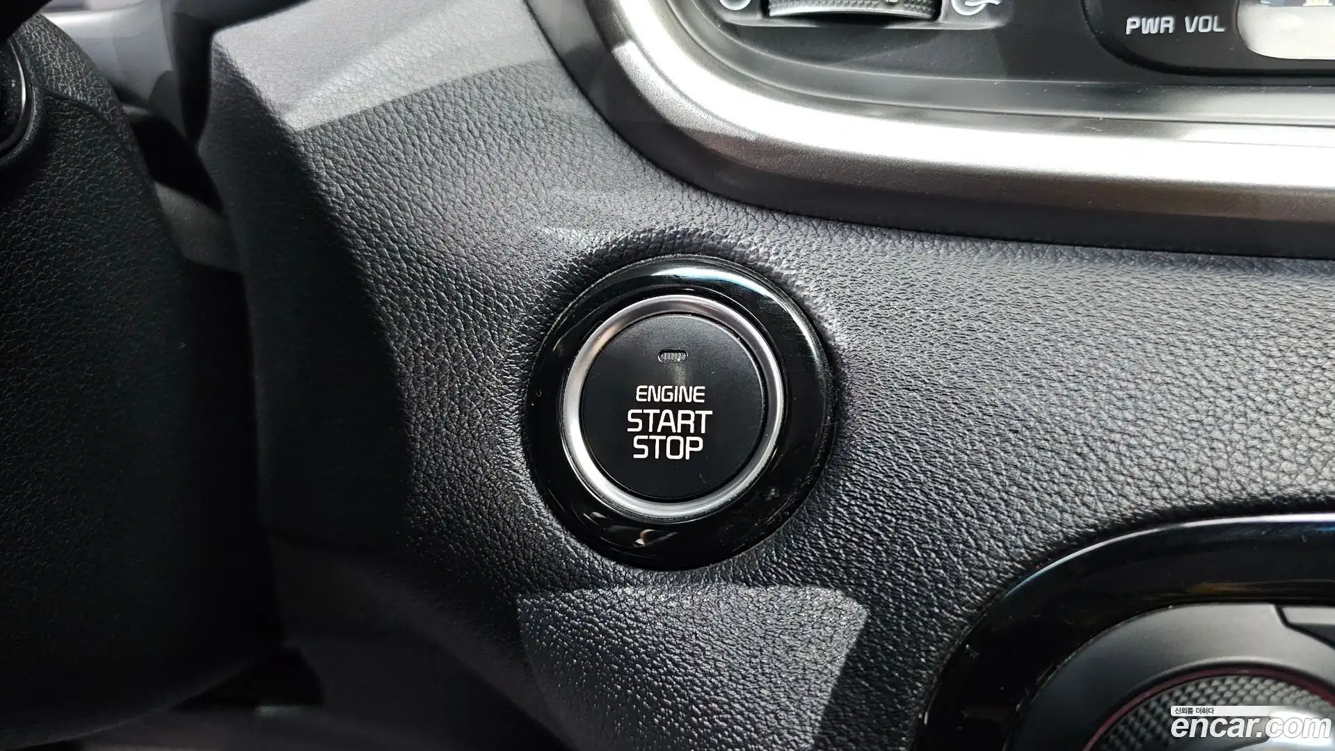Sorento Kia 2016.3-OPTION-042