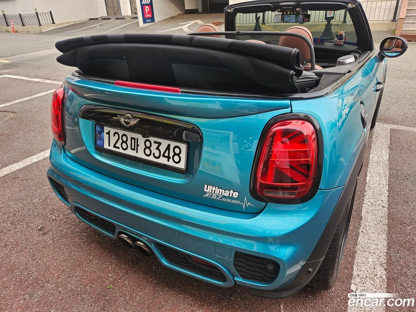 Main__Slider__Photo:Cooper Convertible Mini 2016.10-1
