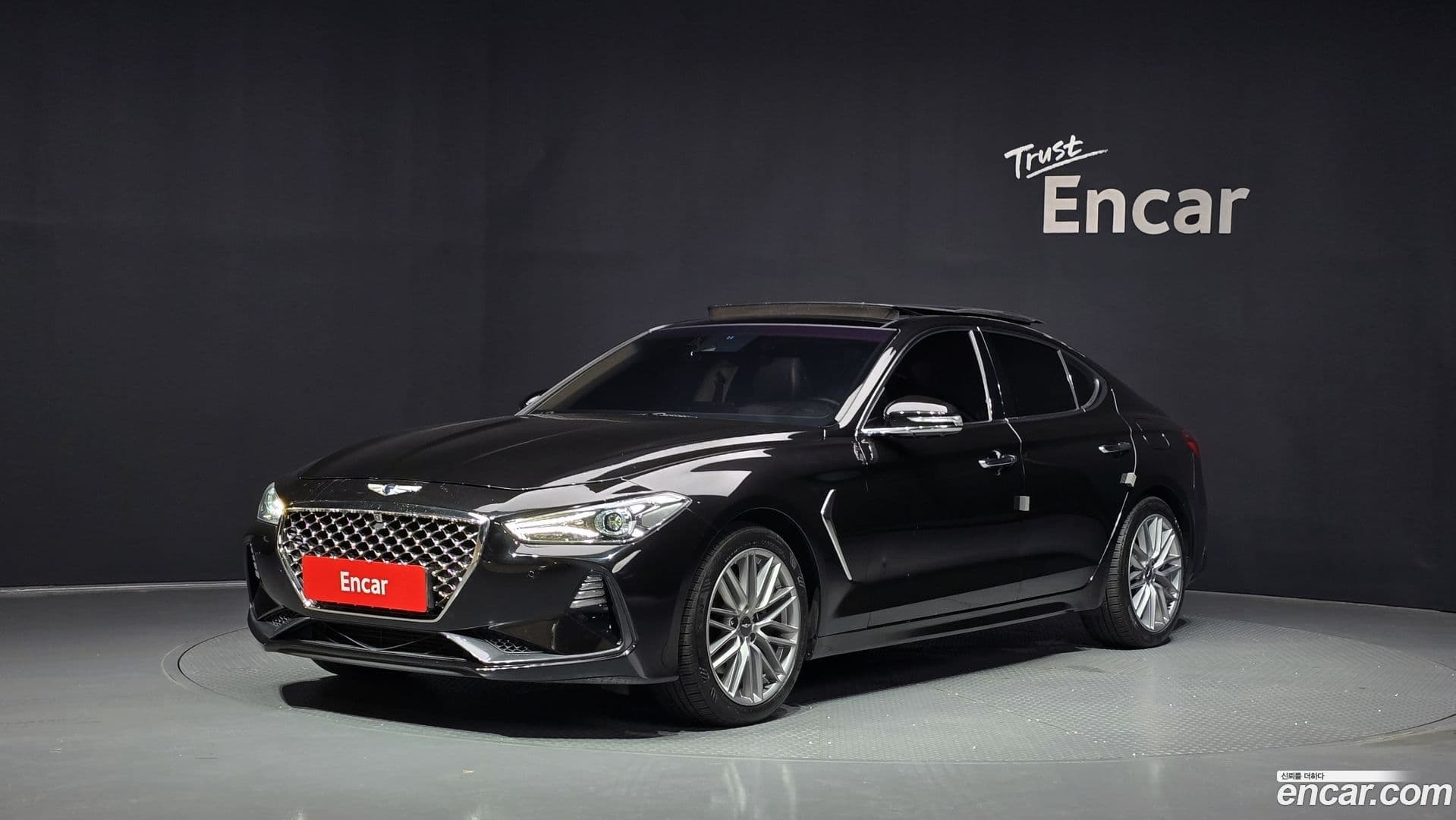 Main__Slider__Photo:G70 Genesis 2019.0-0