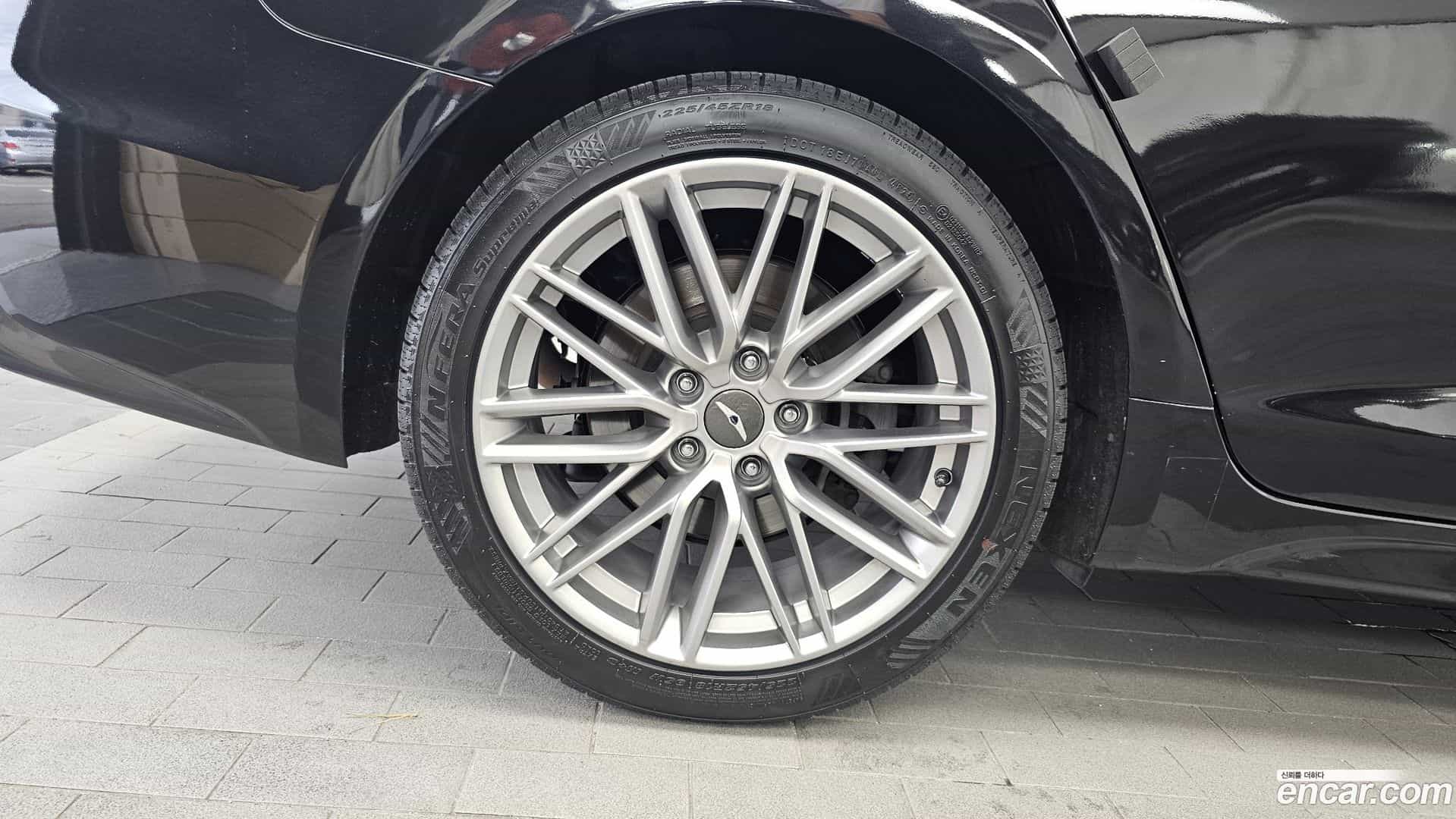 G70 Genesis 2019.0-OUTER-005