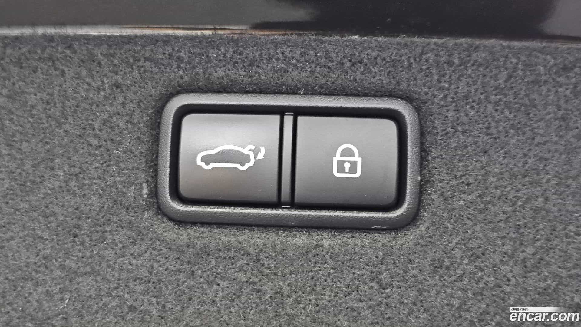 G70 Genesis 2019.0-OPTION-040