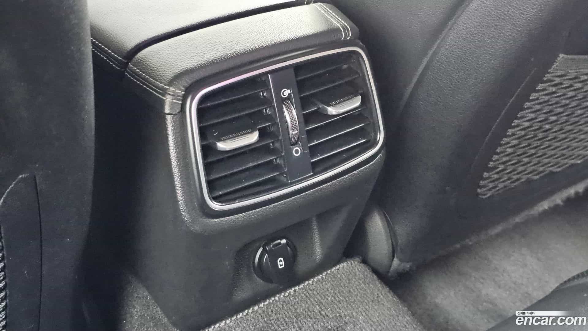 G70 Genesis 2019.0-OPTION-048