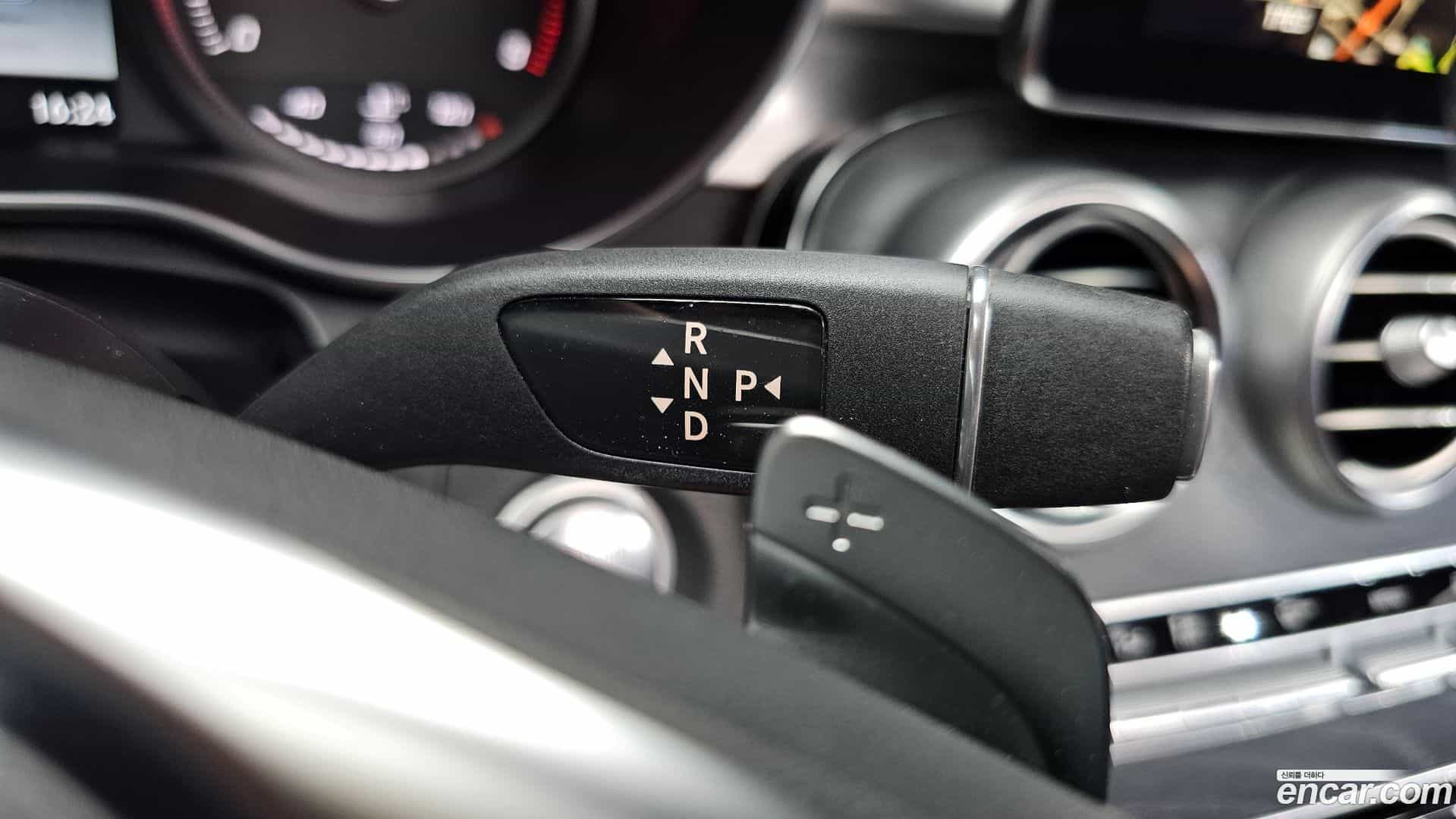 C-Class Mercedes-Benz 2016.4-INNER-009