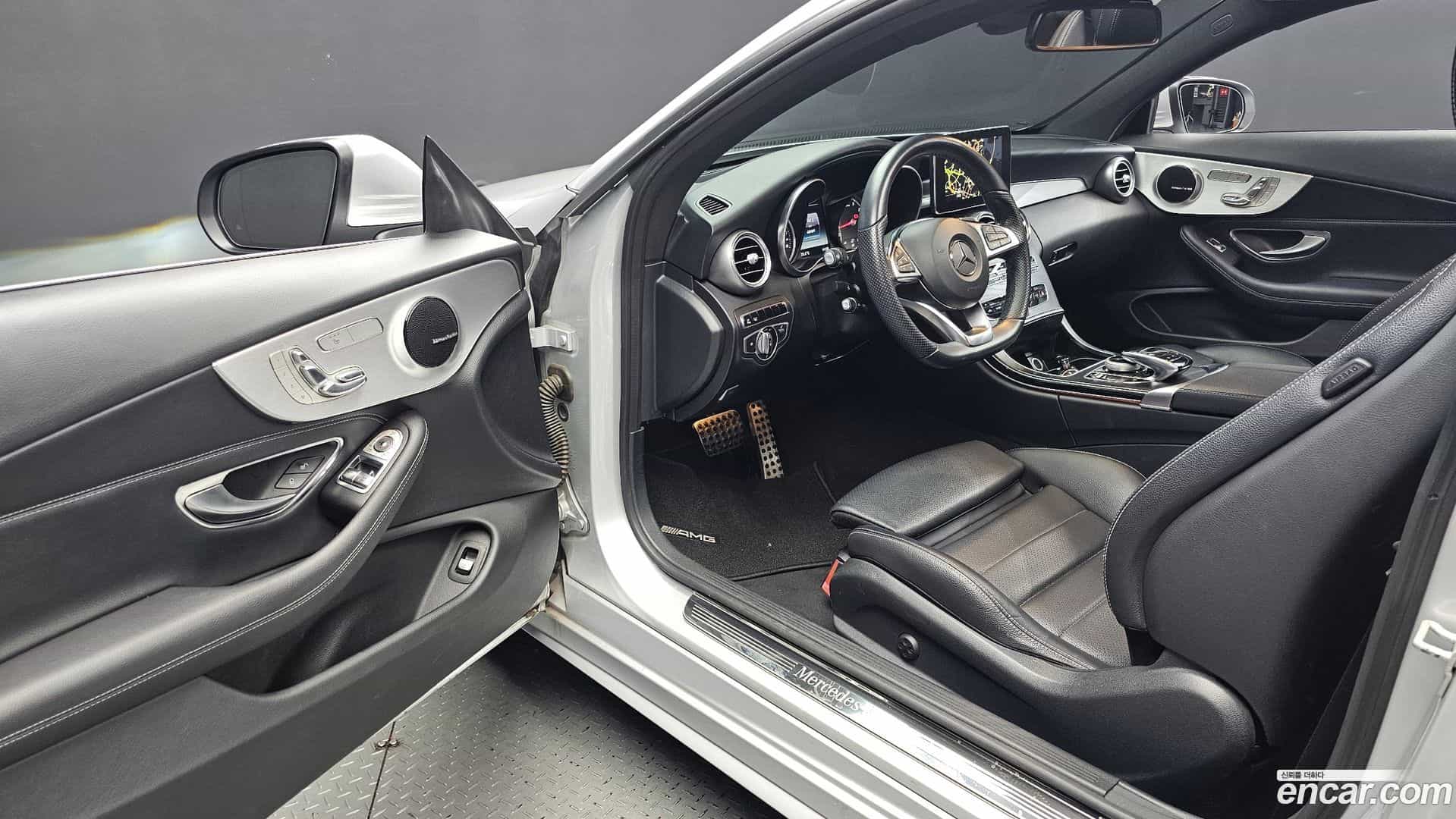C-Class Mercedes-Benz 2016.4-INNER-010