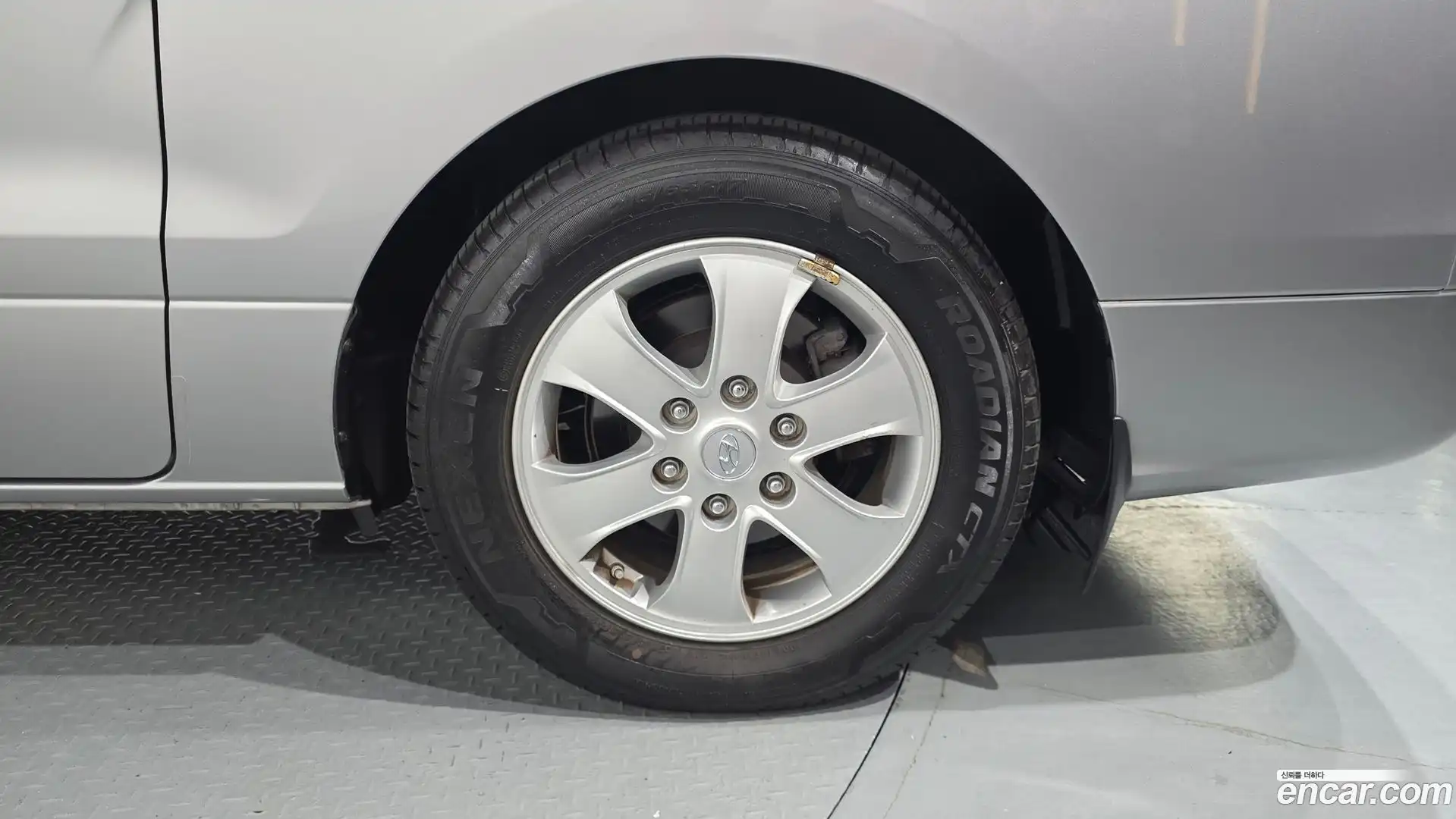 Starex Hyundai 2018.0-OUTER-031