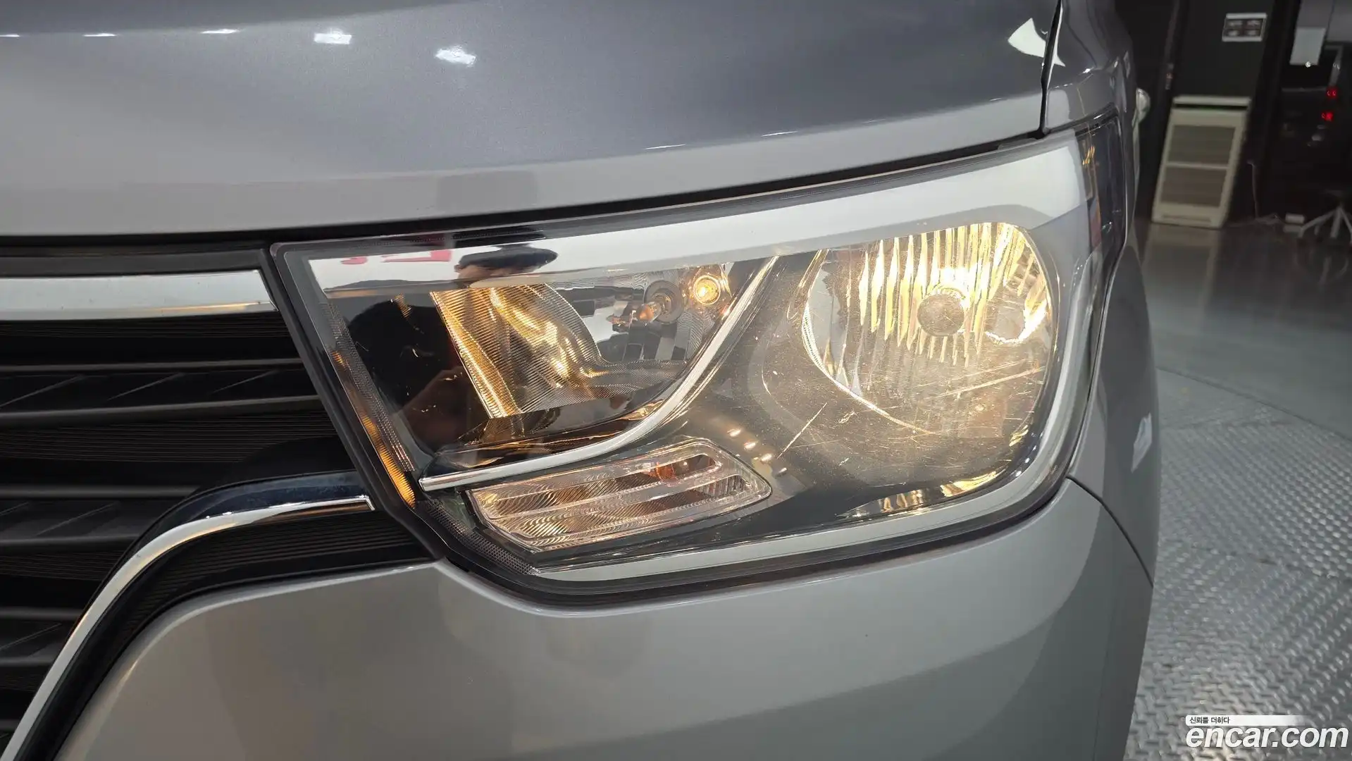 Starex Hyundai 2018.0-OUTER-032