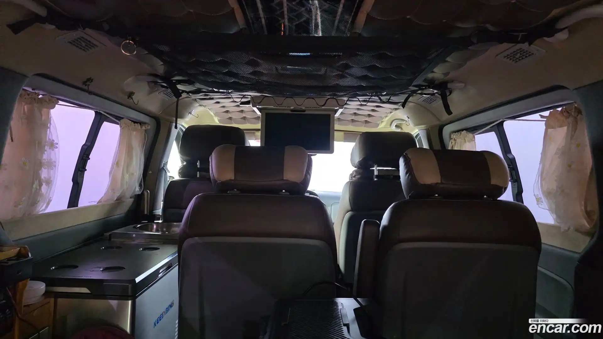 Starex Hyundai 2018.0-OPTION-042
