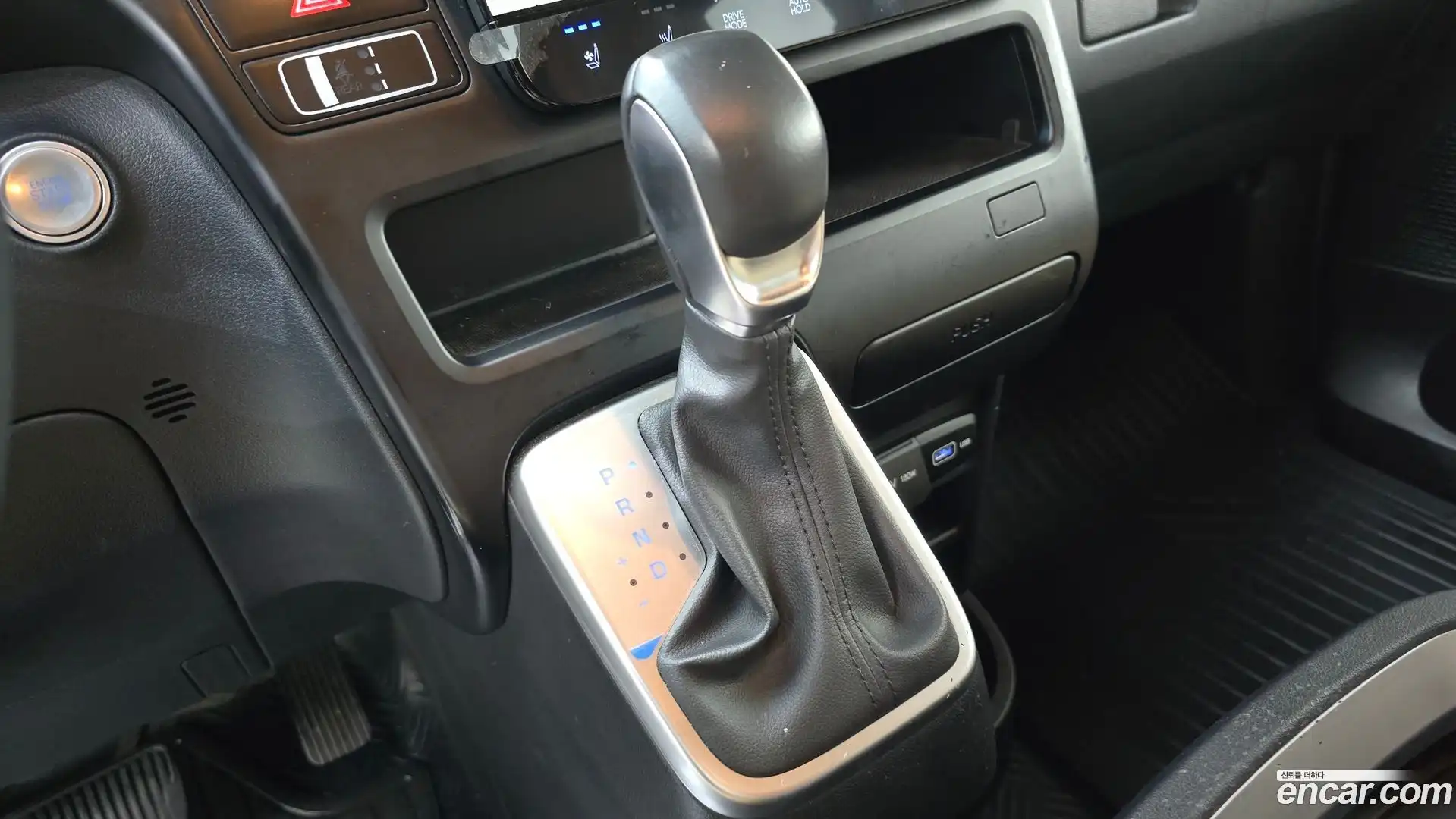 Staria Hyundai 2023.5-INNER-009