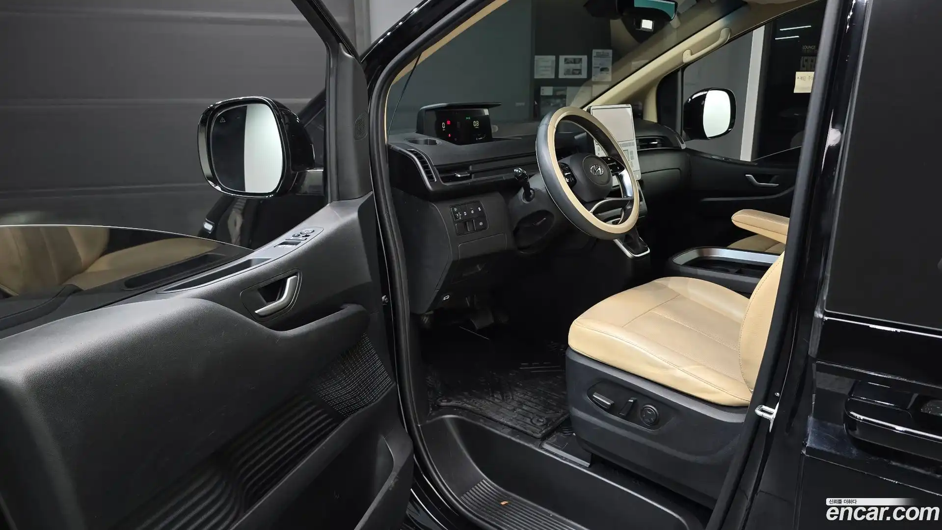 Staria Hyundai 2023.5-INNER-010