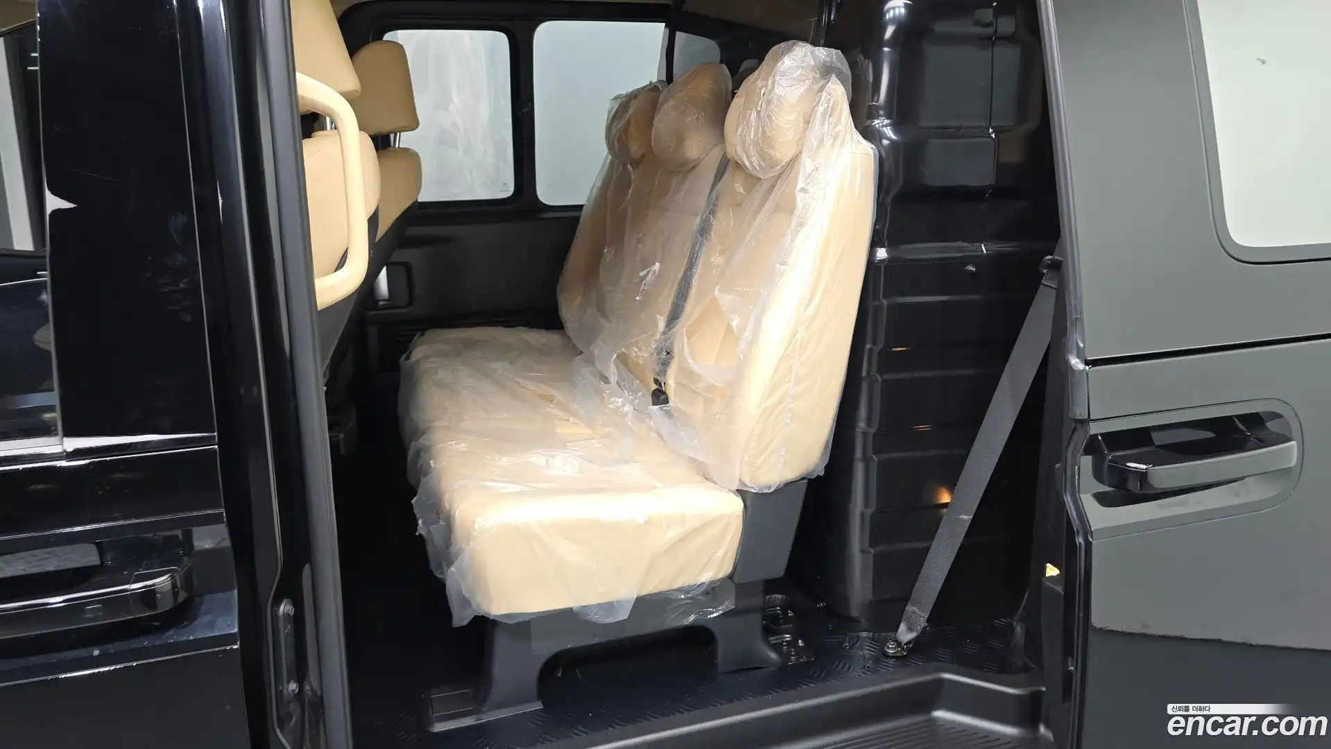 Staria Hyundai 2023.5-OPTION-015