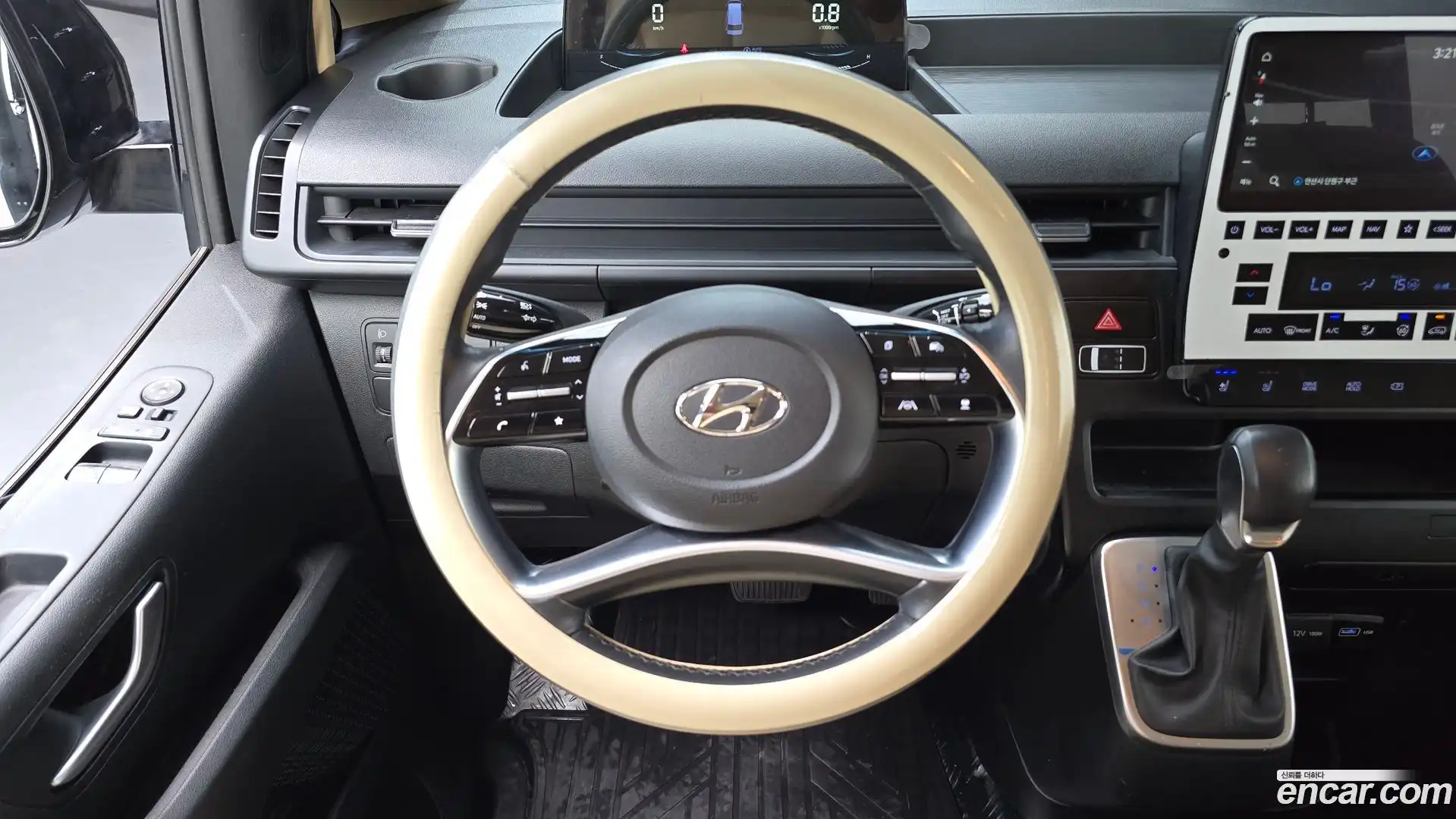 Staria Hyundai 2023.5-OPTION-017
