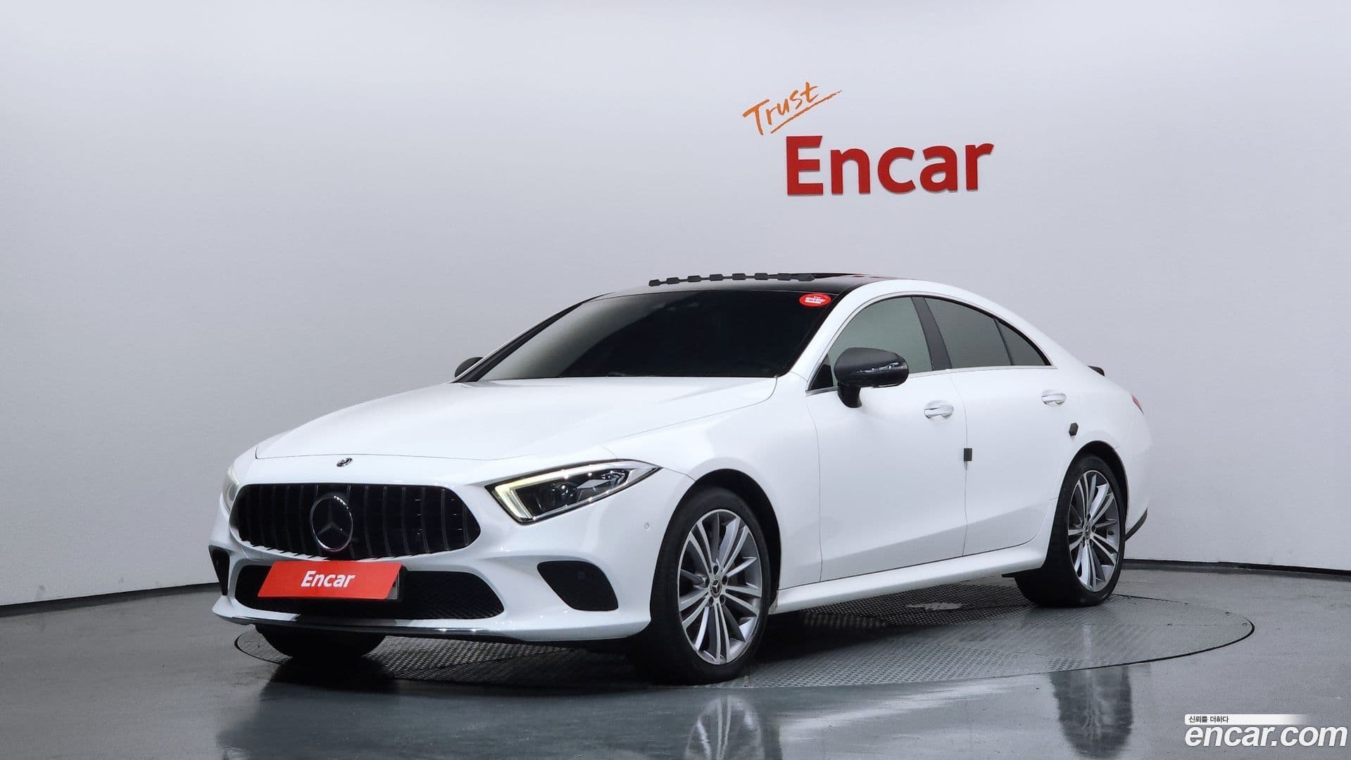 Main__Slider__Photo:CLS-Class Mercedes-Benz 2019.5-0