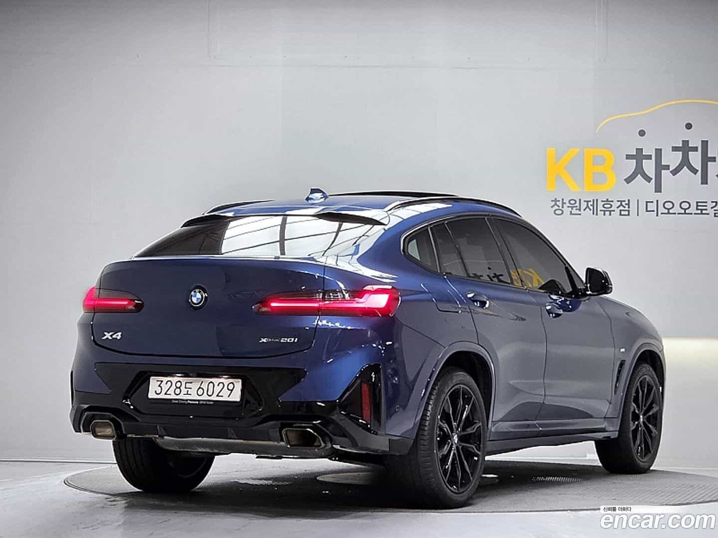 X4 BMW 2025.11-OUTER-002