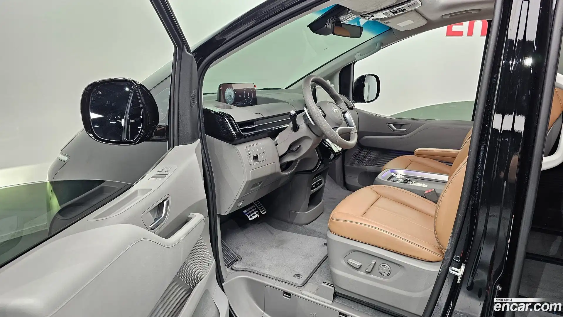Staria Hyundai 2025.6-INNER-010