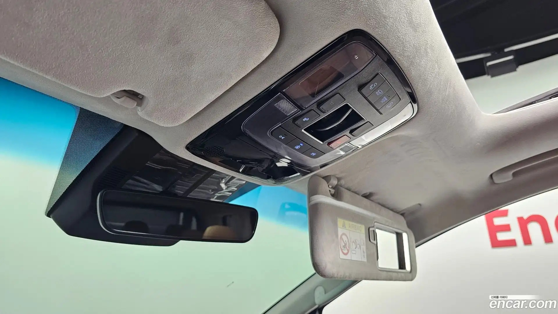 Staria Hyundai 2025.6-OPTION-023