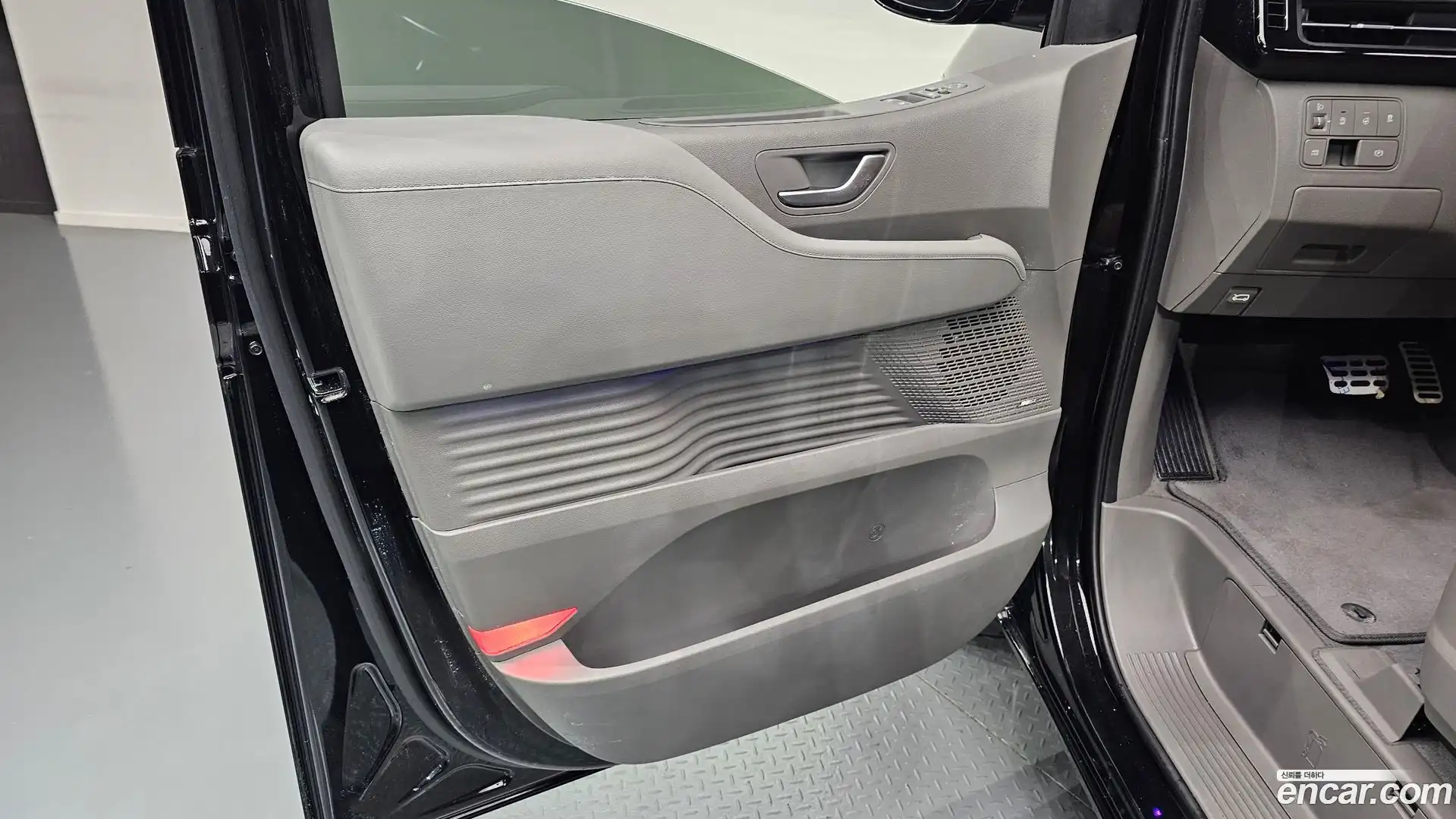 Staria Hyundai 2025.6-INNER-034