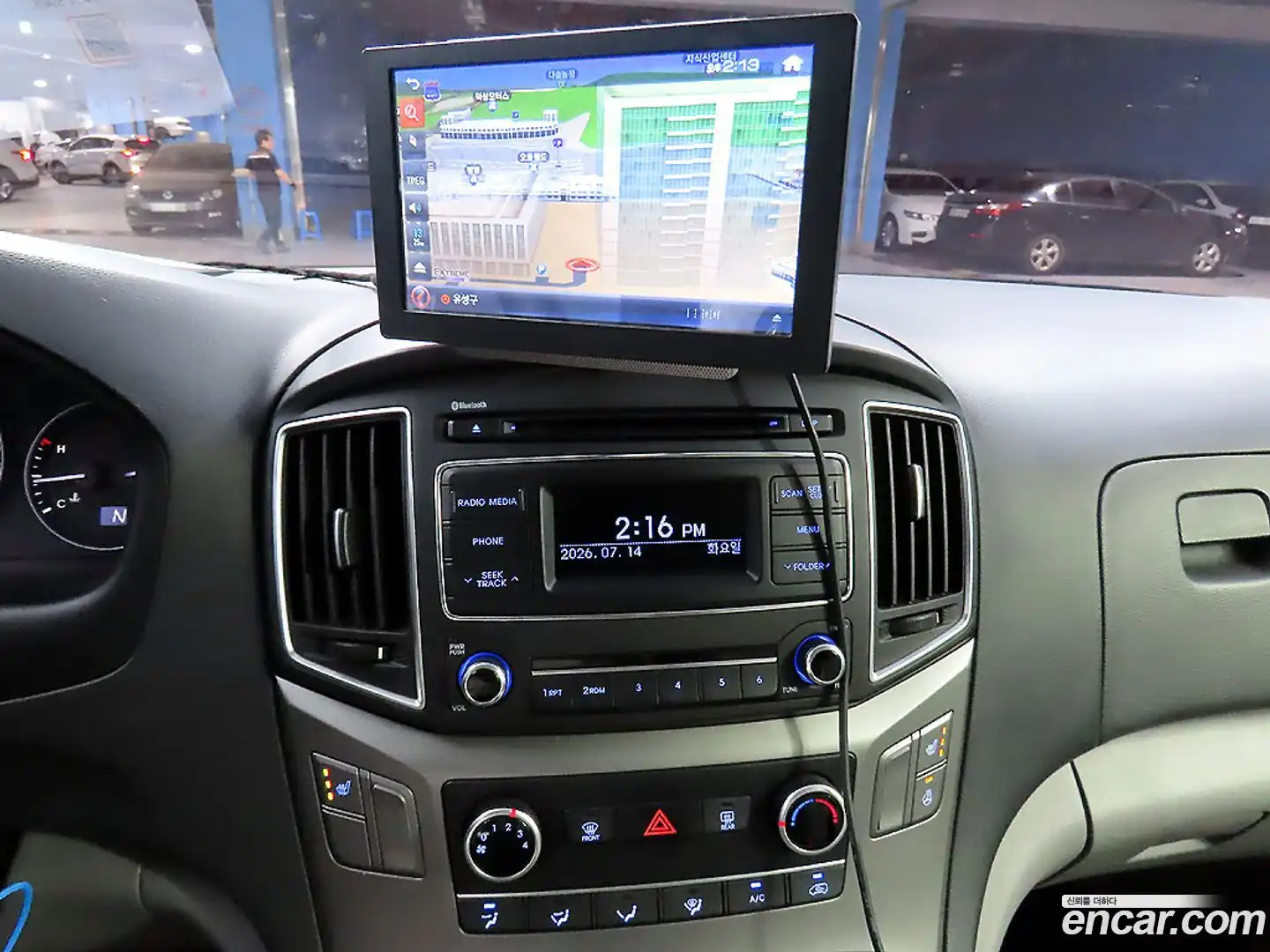 Starex Hyundai 2017.2-OPTION-016