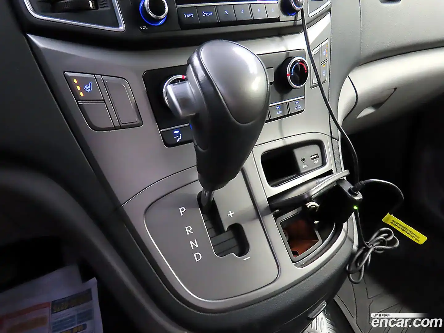Starex Hyundai 2017.2-OPTION-017