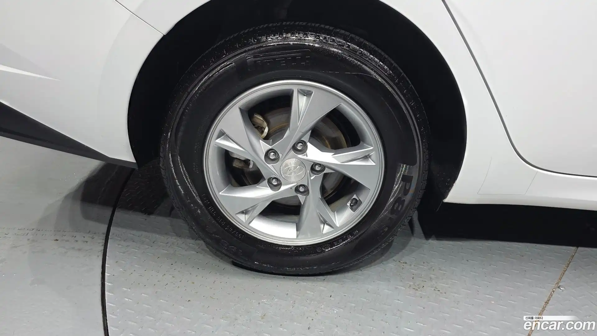 AVANTE Hyundai 2020.5-OUTER-005
