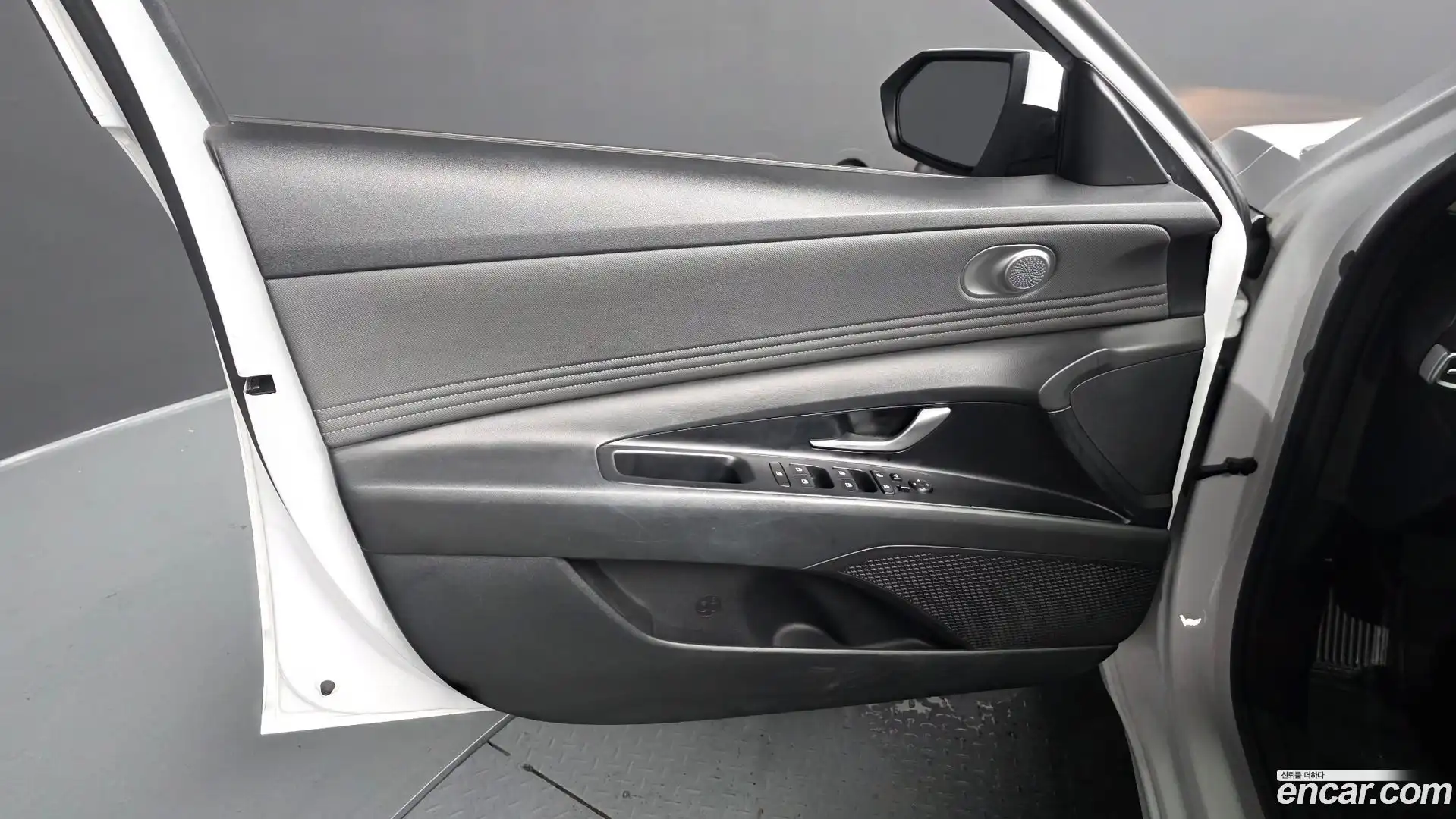 AVANTE Hyundai 2020.5-INNER-034