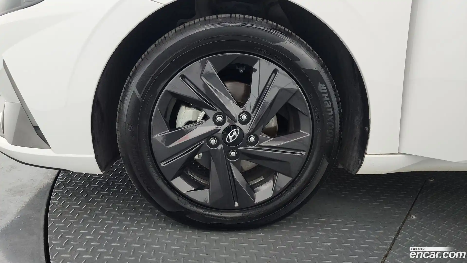 AVANTE Hyundai 2023.1-OUTER-005