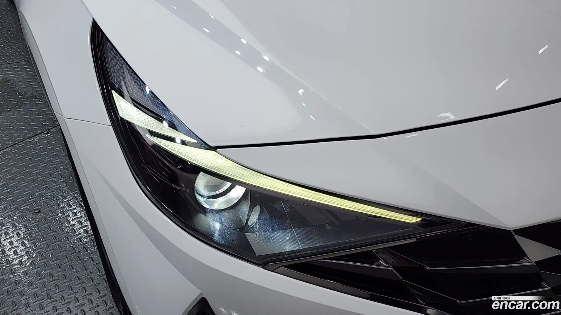 AVANTE Hyundai 2023.1-OUTER-032