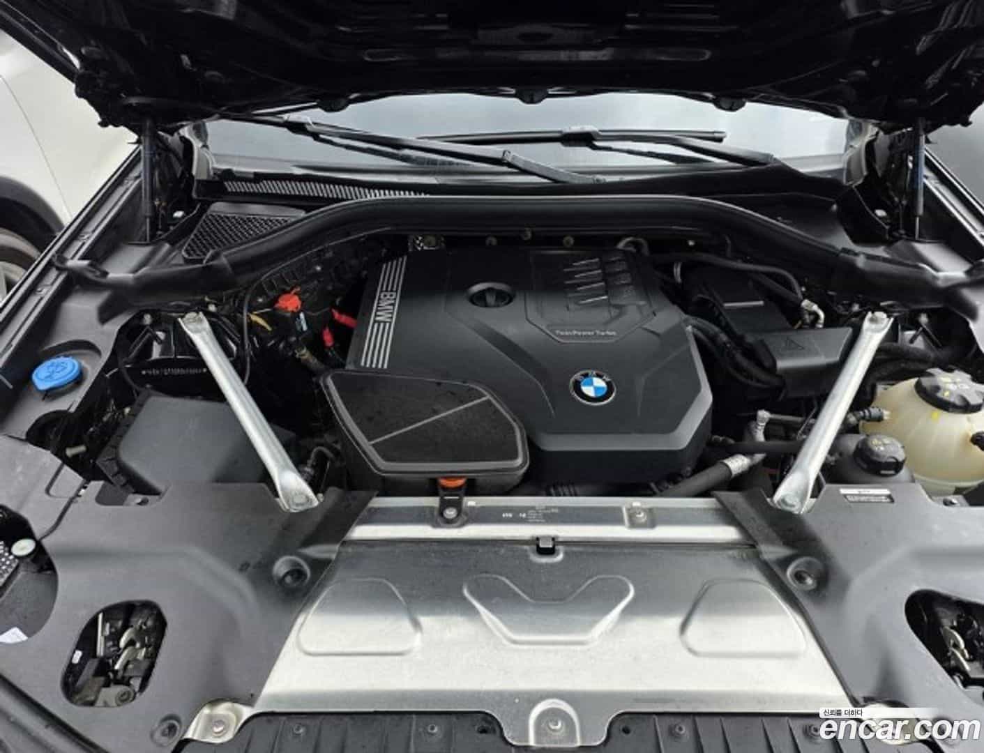 X4 BMW 2023.11-OUTER-003