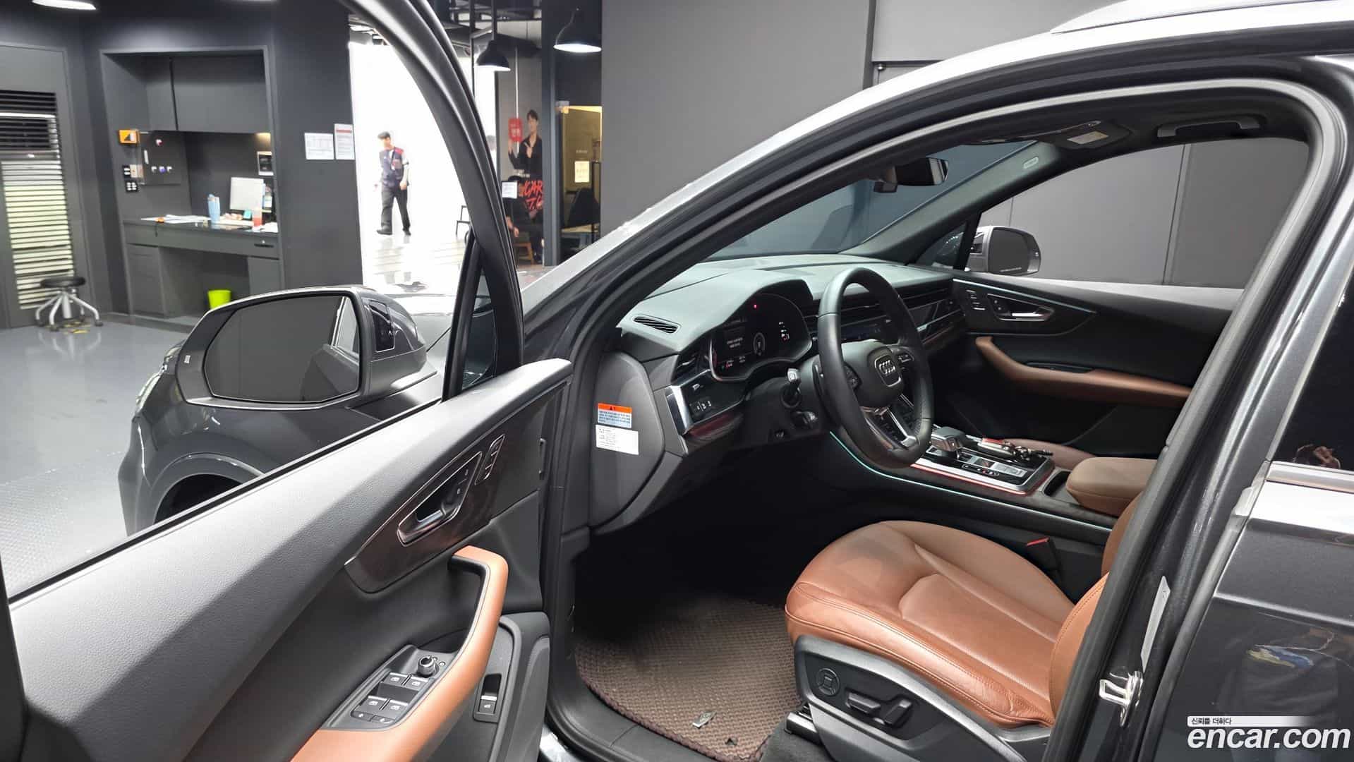 Q7 Audi 2021.7-INNER-010
