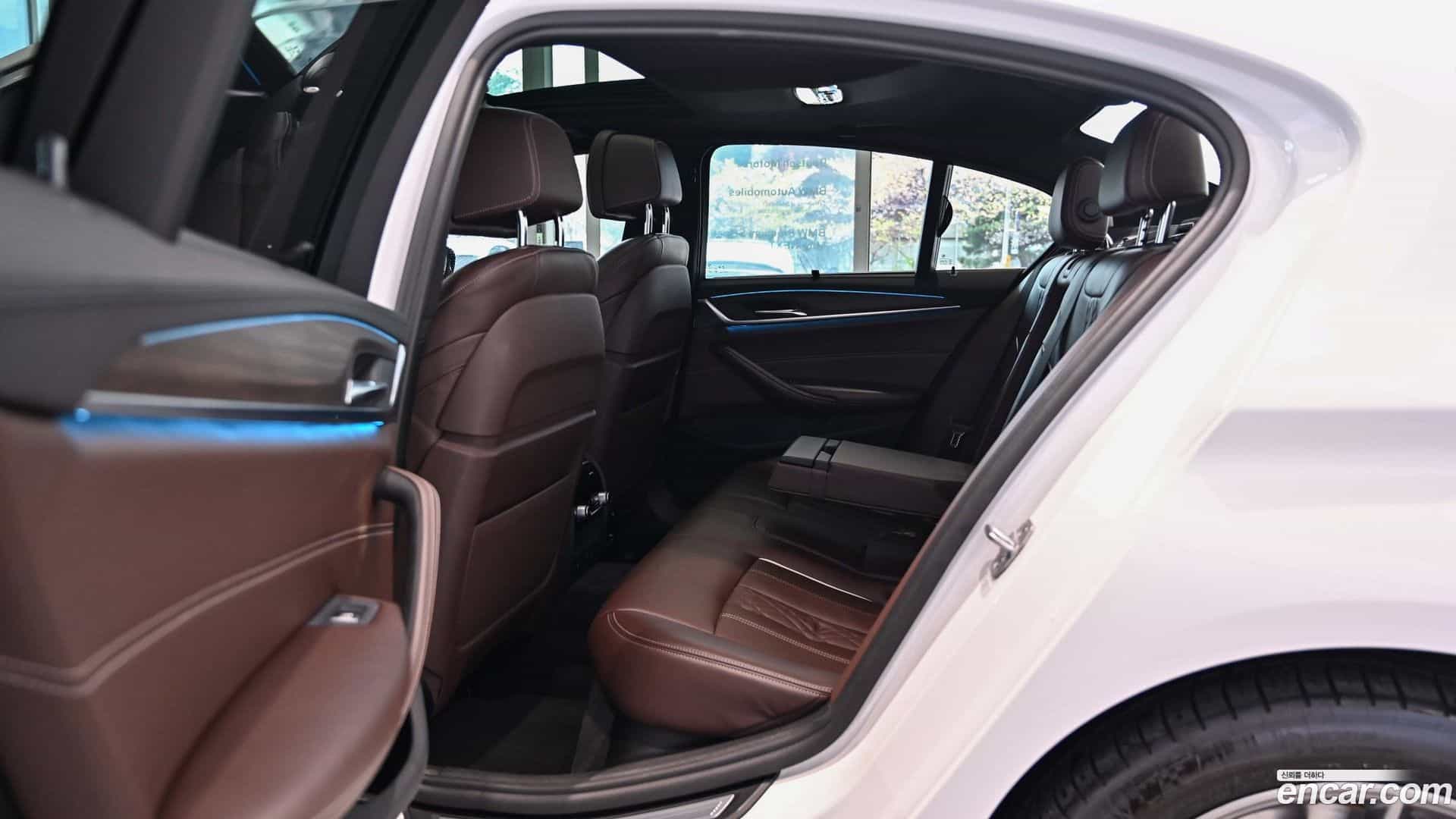 5-Series BMW 2017.11-INNER-010