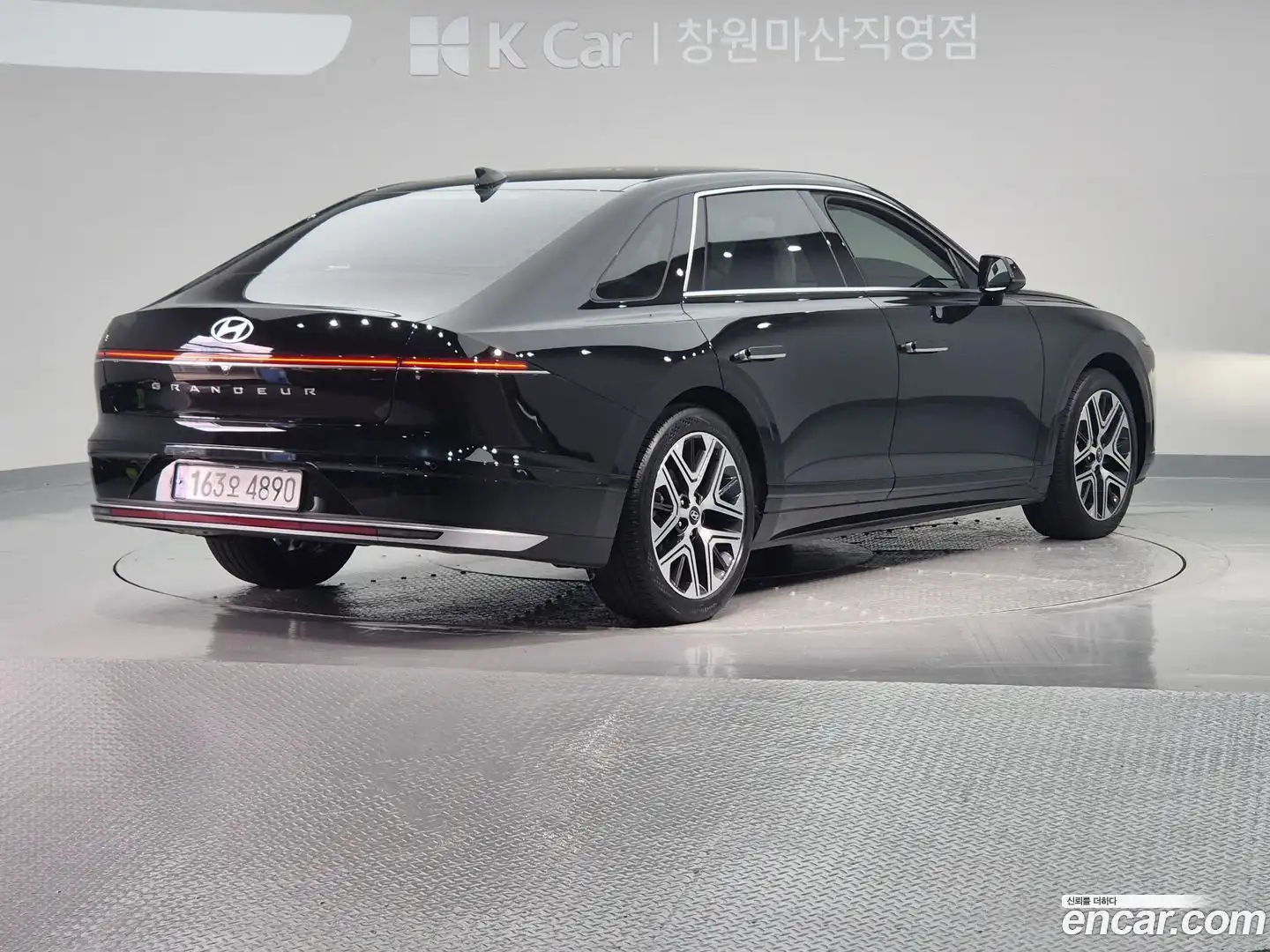 Grandeur Hyundai 2024.4-OUTER-005