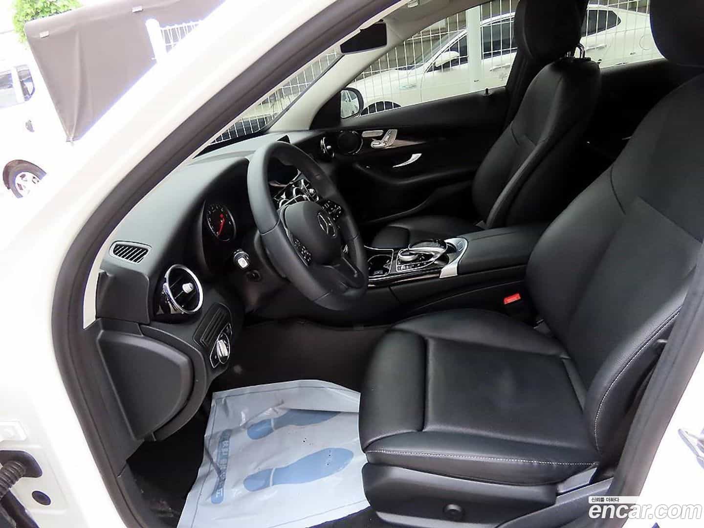 C-Class Mercedes-Benz 2020.4-OUTER-005