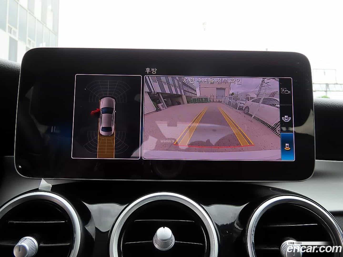 C-Class Mercedes-Benz 2020.4-OPTION-020