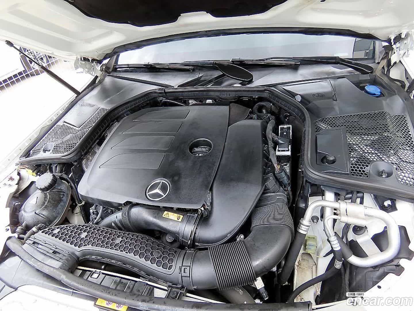 C-Class Mercedes-Benz 2020.4-OPTION-022