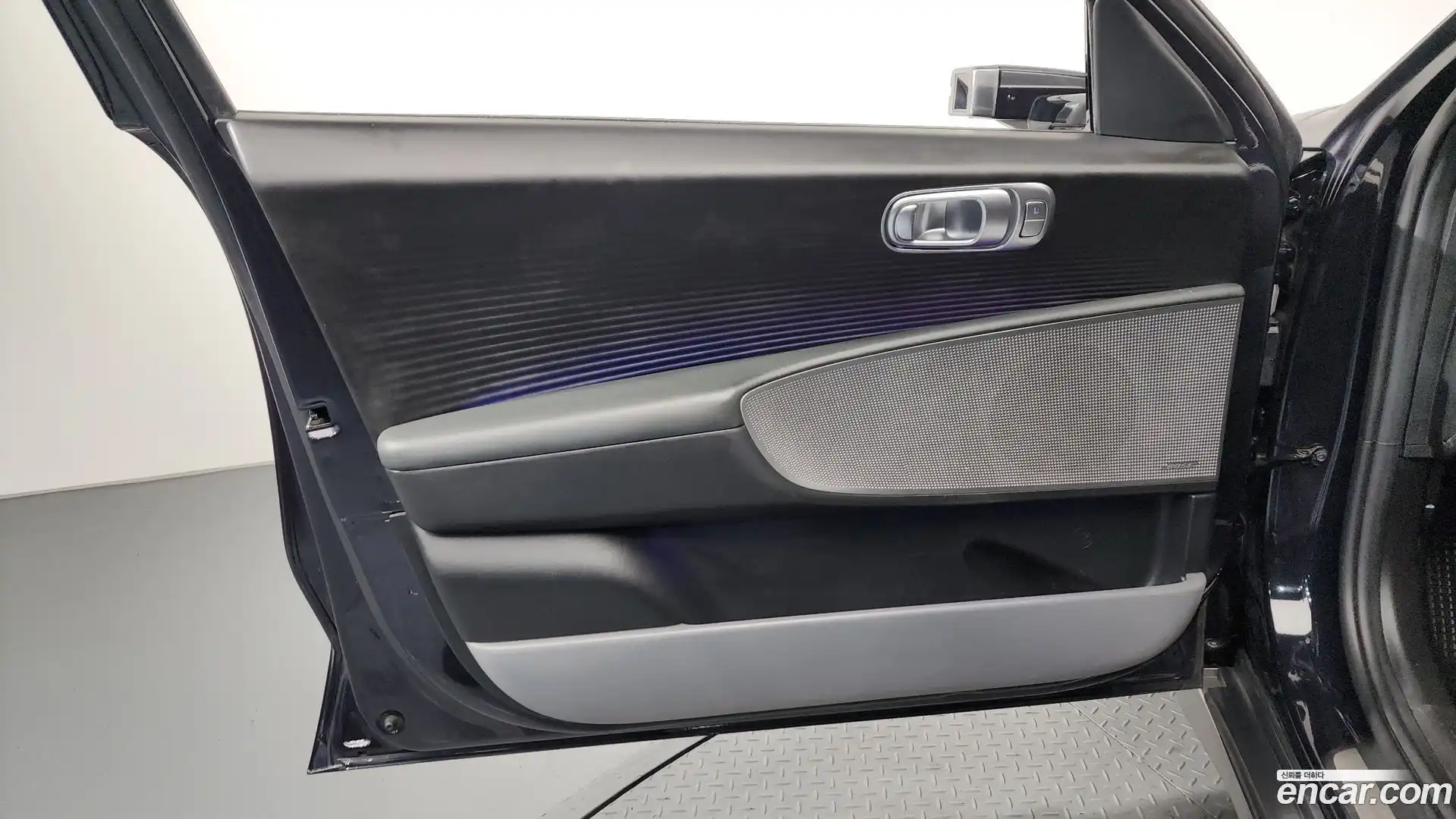 Ioniq6 Hyundai 2023.11-INNER-034
