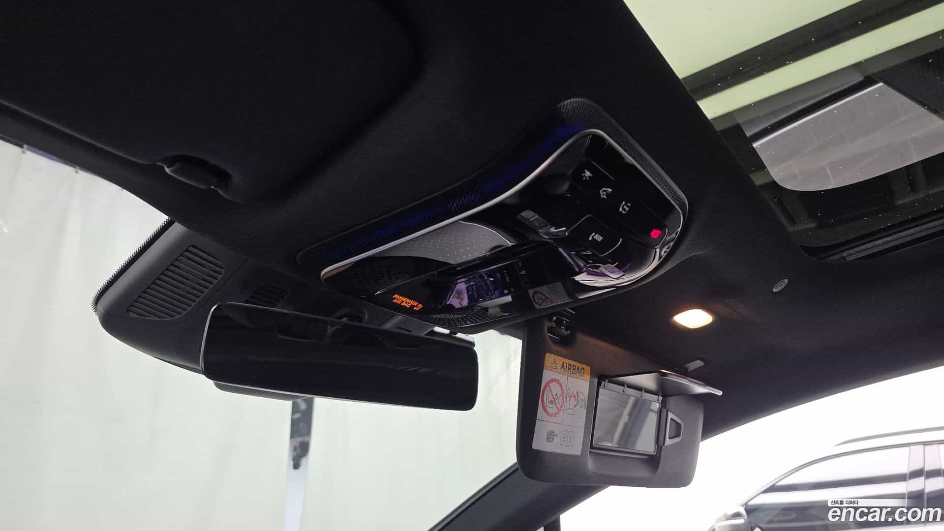EQE Mercedes-Benz 2023.4-OPTION-041