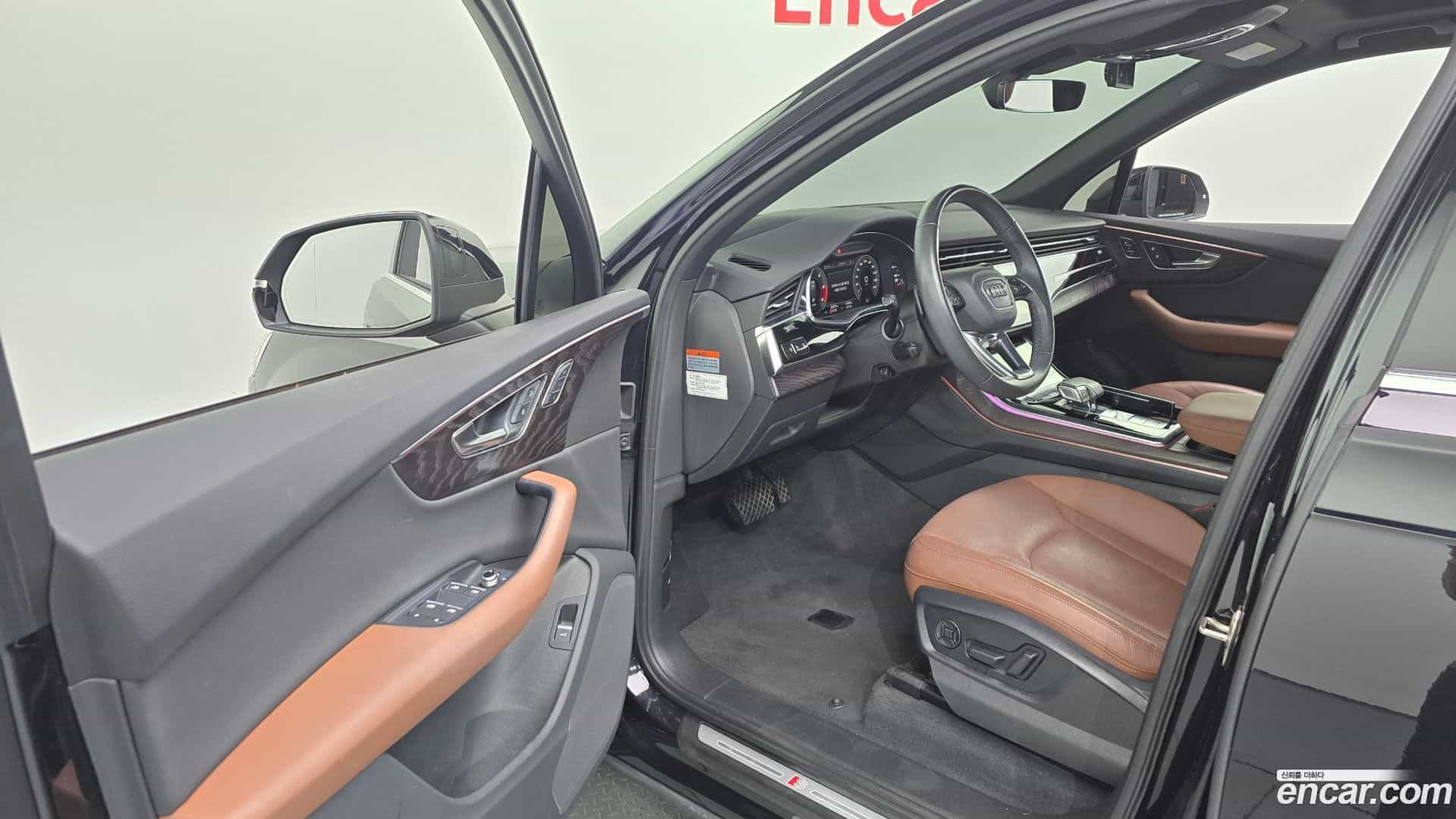 Q7 Audi 2021.6-INNER-010